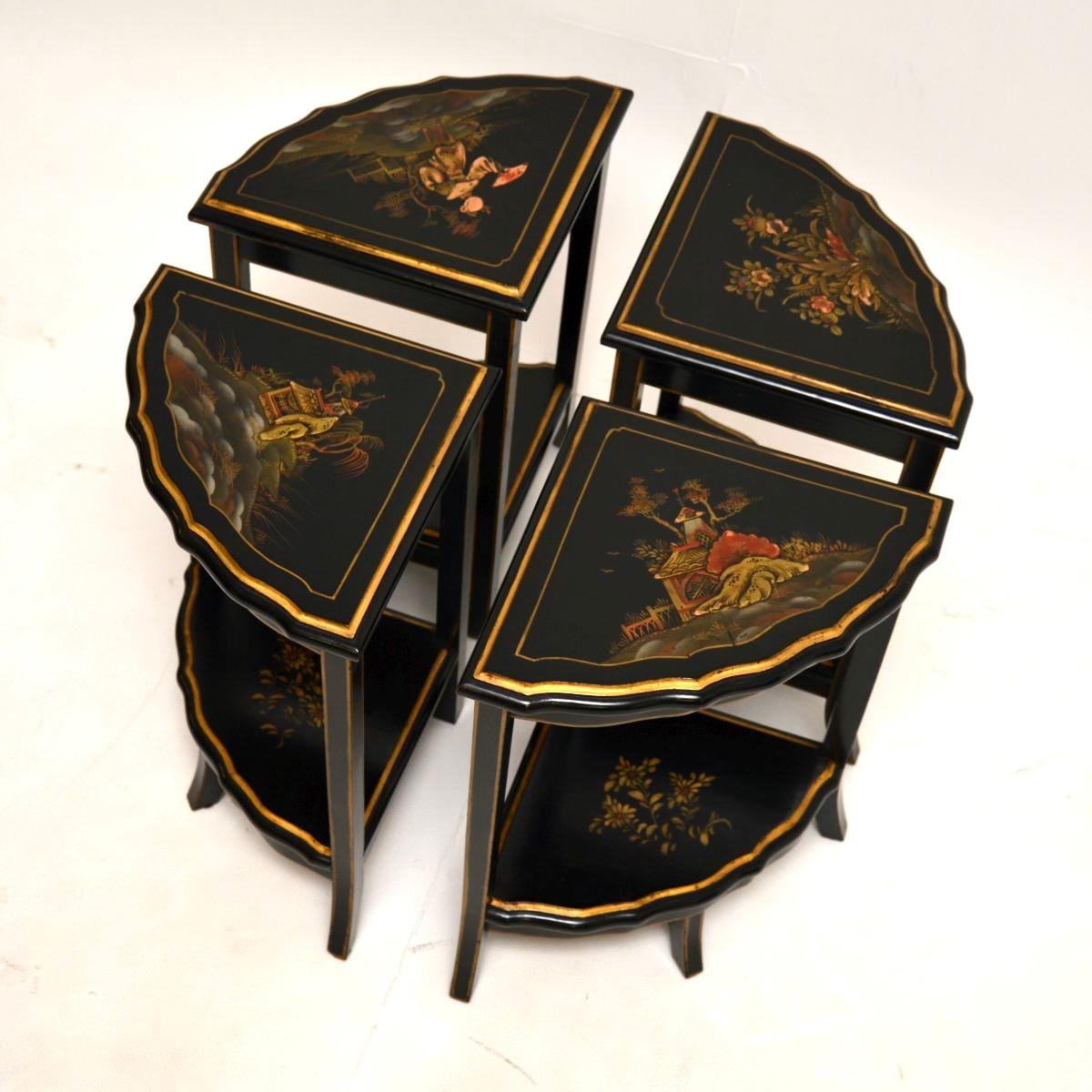 Mesa nido Chinoiserie Lacada Antigua en Bueno estado para la venta en London, GB