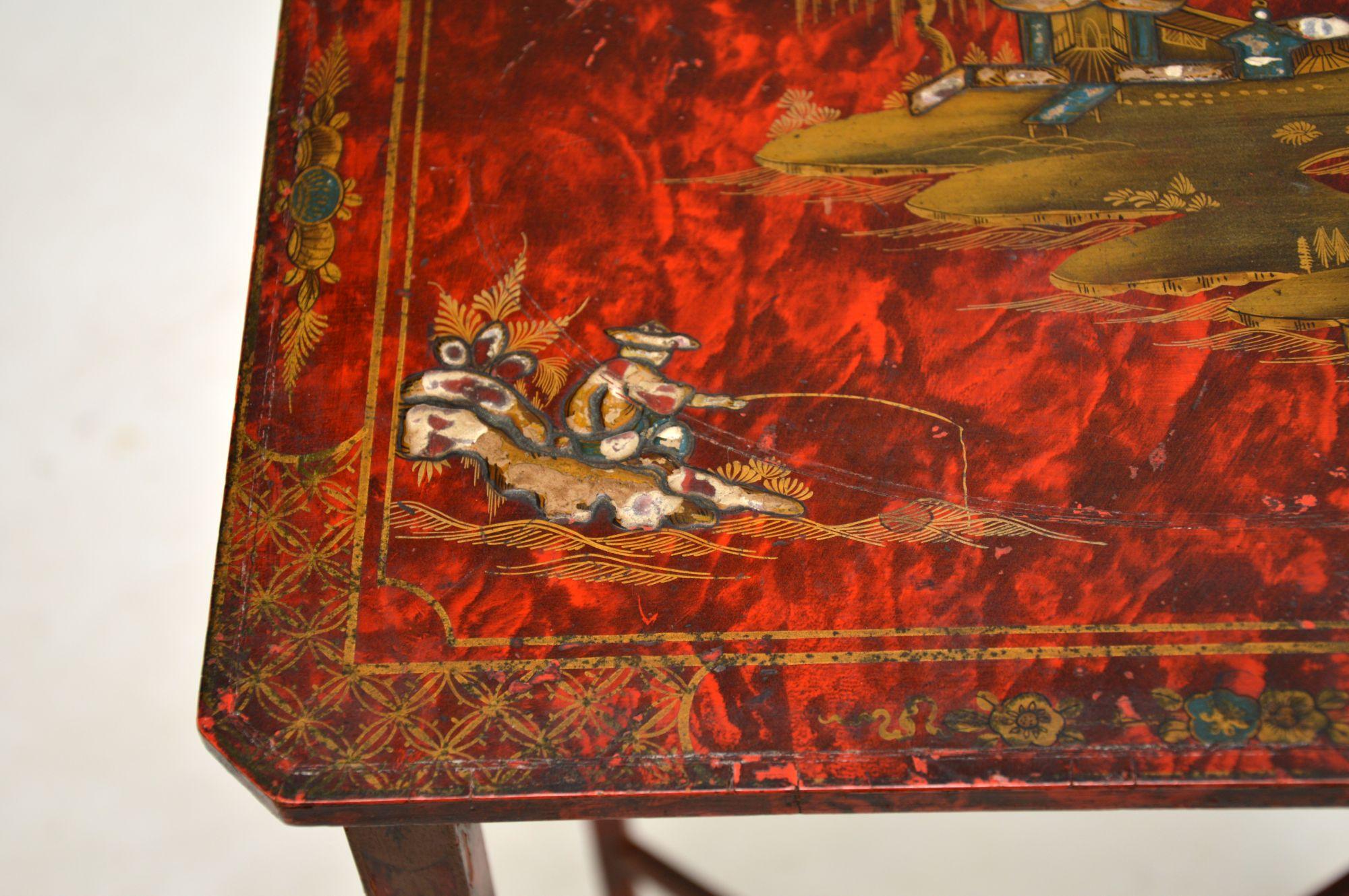 Antique Lacquered Chinoiserie Side Table For Sale 1