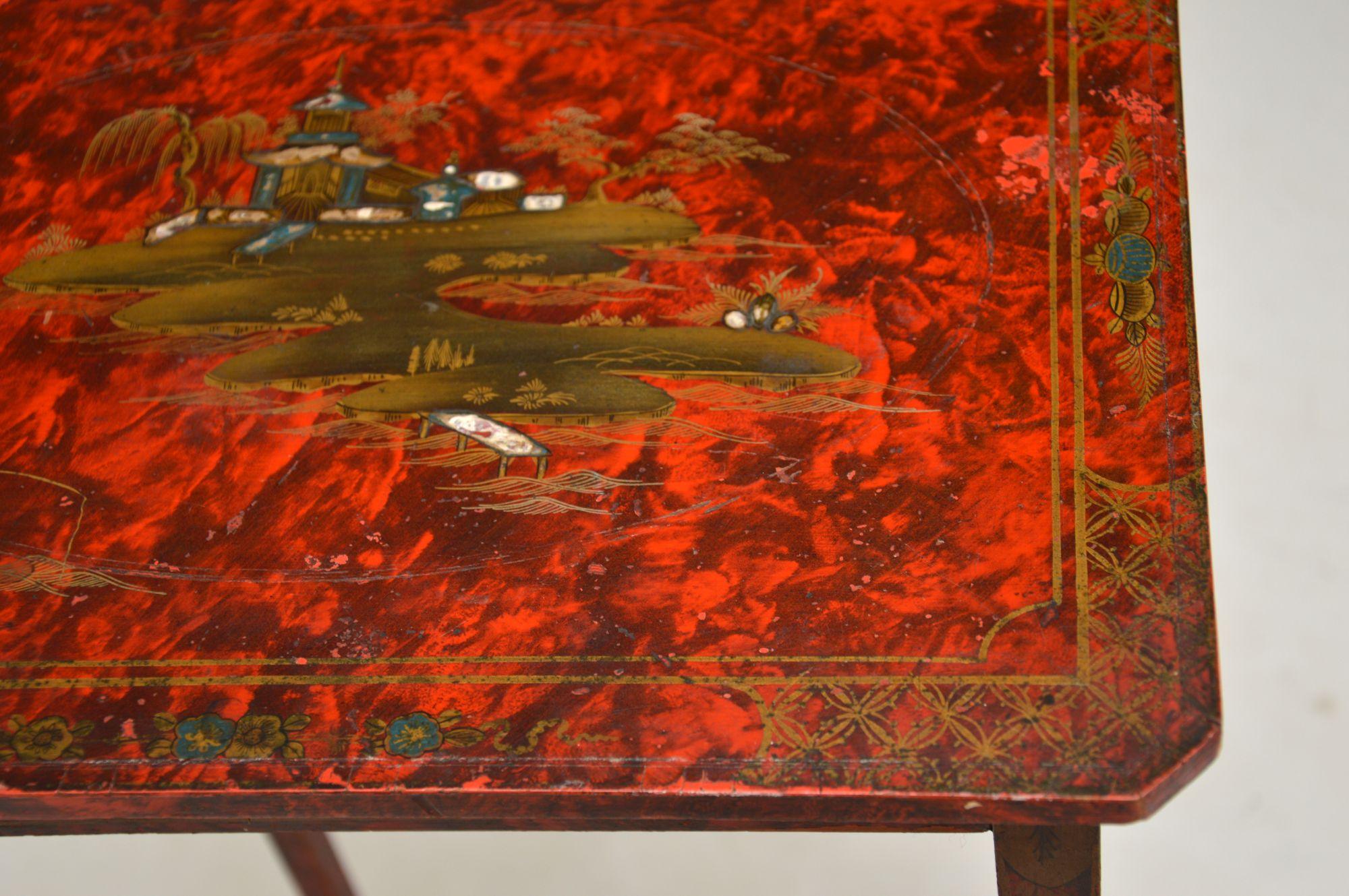 Antique Lacquered Chinoiserie Side Table For Sale 2