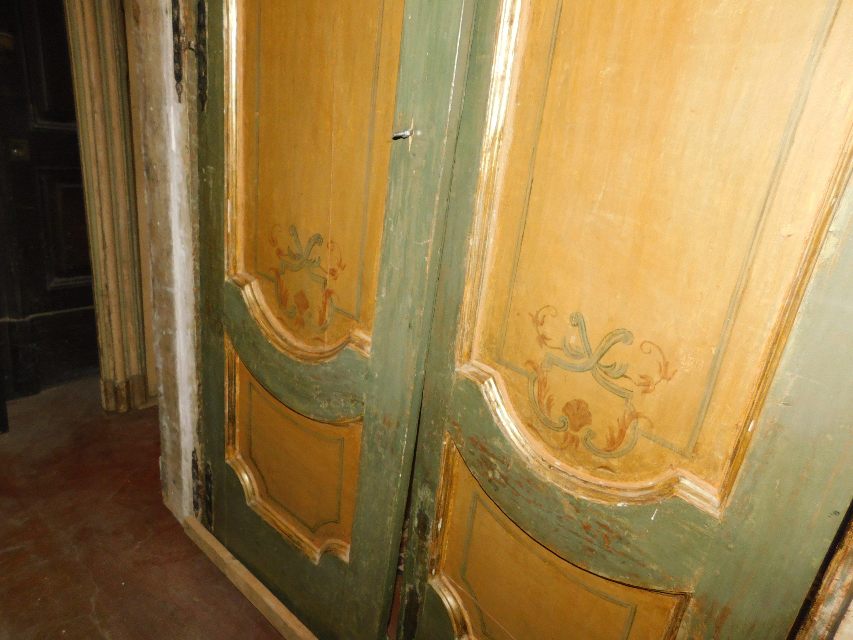 Antique Lacquered Gilded Door with Painted Panels, Complete Frame, 1700, Italy For Sale 2