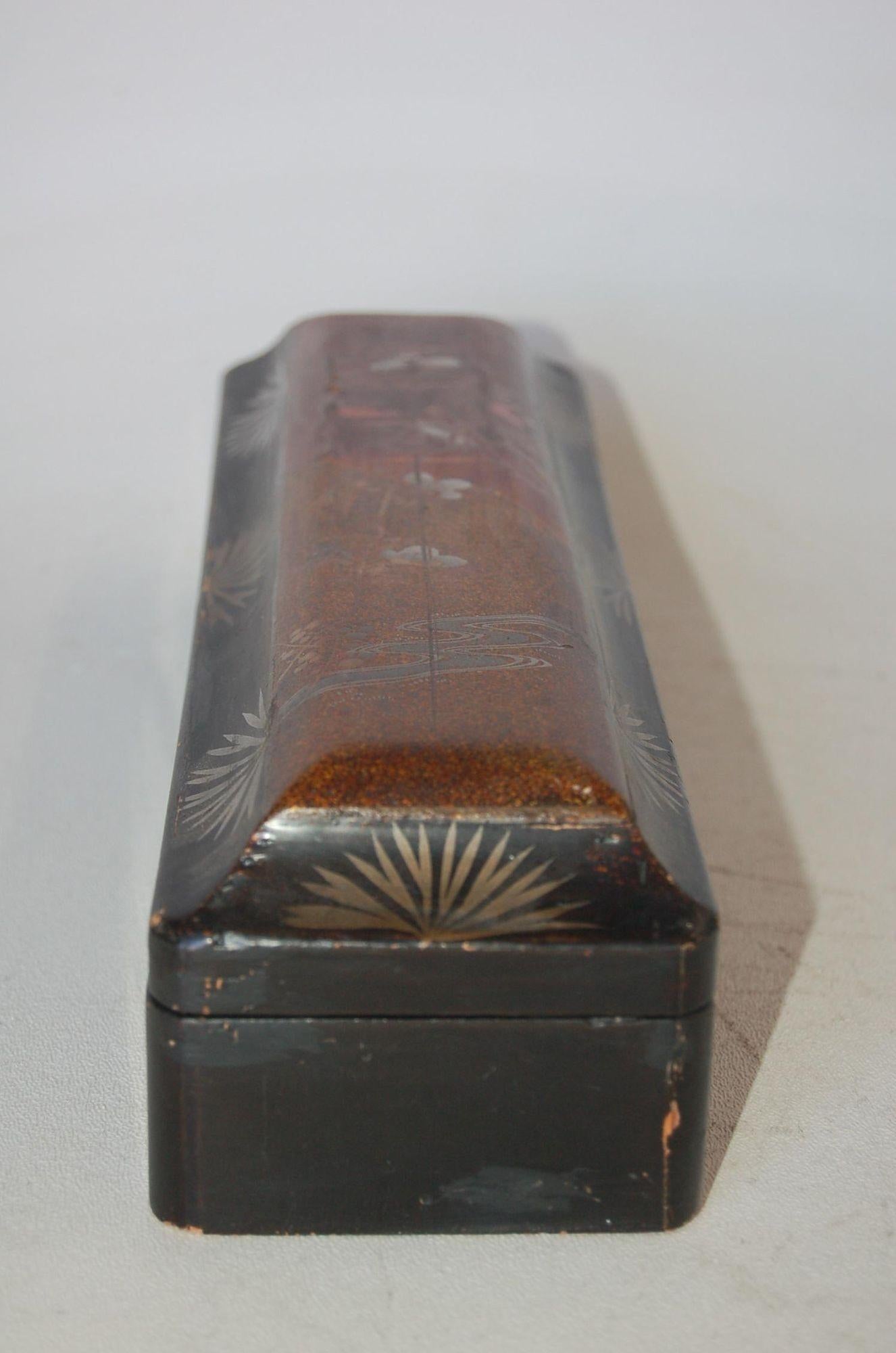 Boîte à bijoux Keepsake en bois de japenese laqué ancien, vers les années 1920 en vente 2