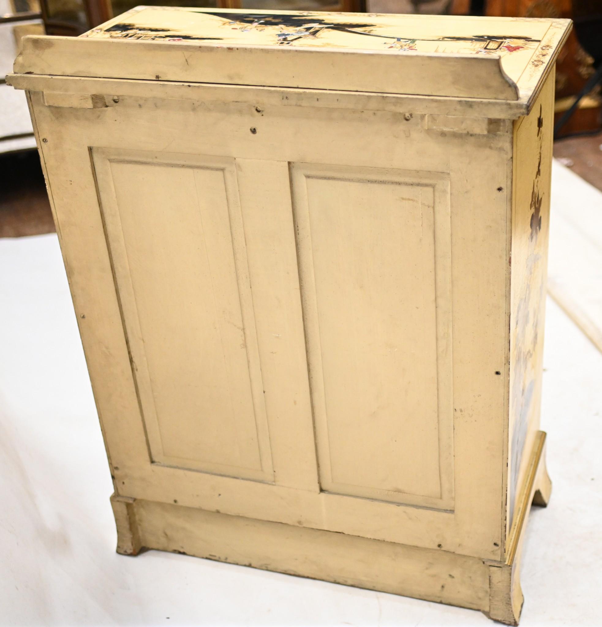 Early 20th Century Antique Lacquered Side Cabinet Chinoiserie 1920