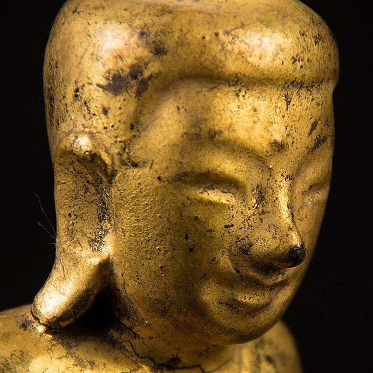 Antique Lacquerware Buddha Statue from Burma For Sale 7
