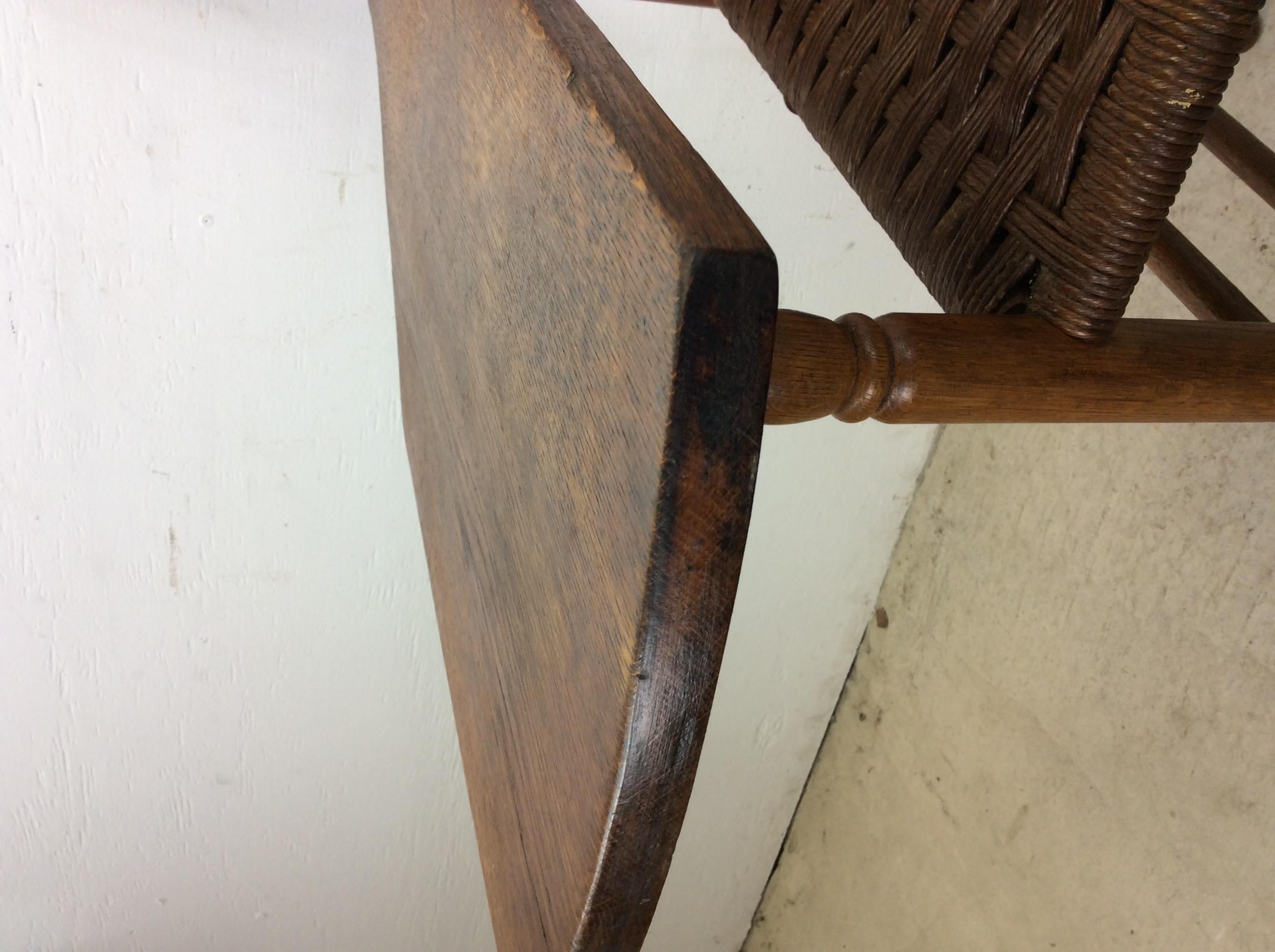 Chaise d'écriture ancienne à dossier en échelle avec siège en jonc en vente 2