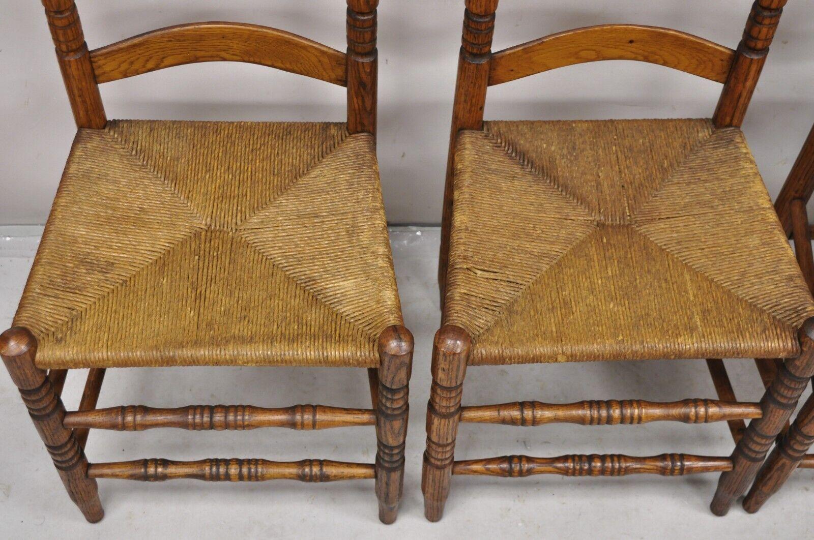 Antique Ladderback Primitive Rustic Oak Wood Rush Seat Dining Chairs - Set of 4 In Good Condition For Sale In Philadelphia, PA