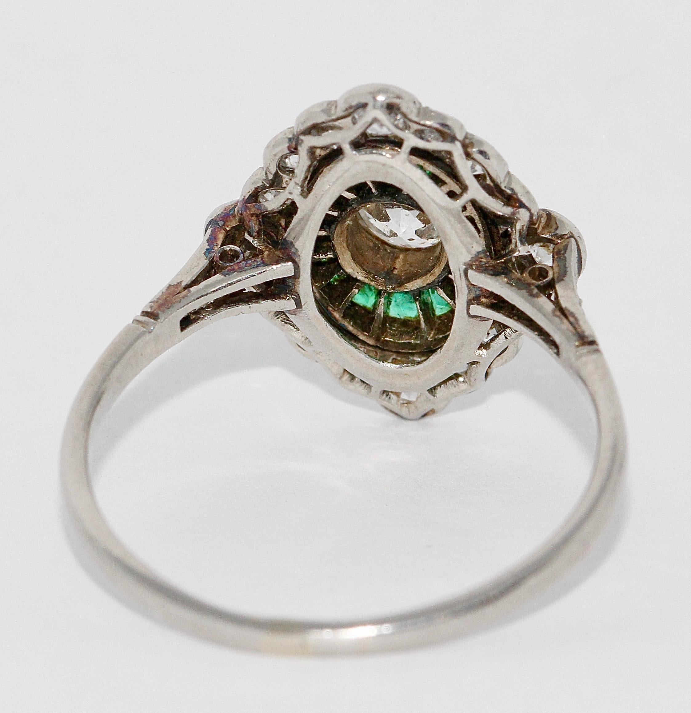 Round Cut Antique Ladies Art Deco Style Gold Ring with Diamonds and Emeralds For Sale