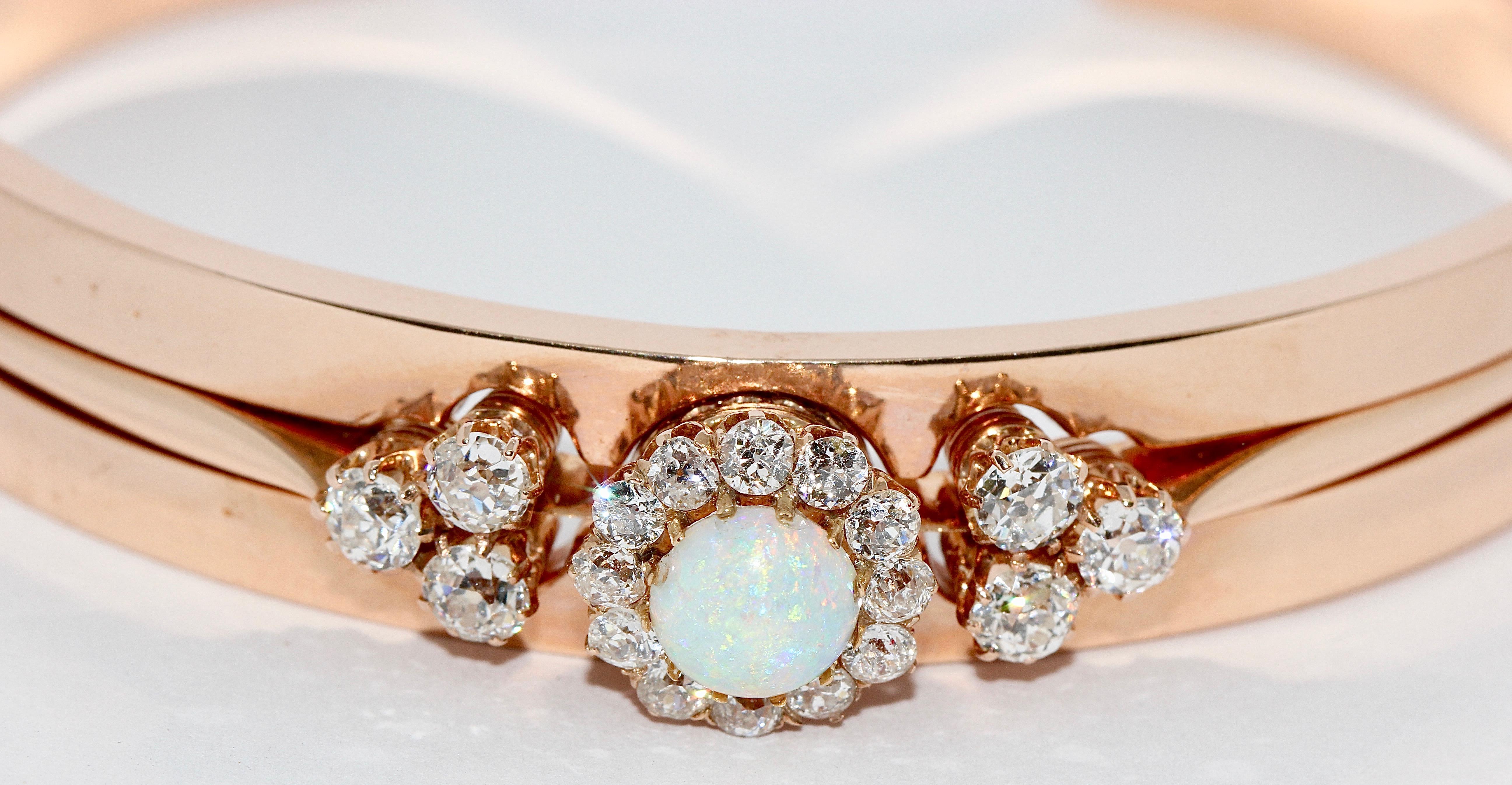 Antique Ladies Bangle with Precious Opal and Diamonds, 14 Karat Rose Gold For Sale 1