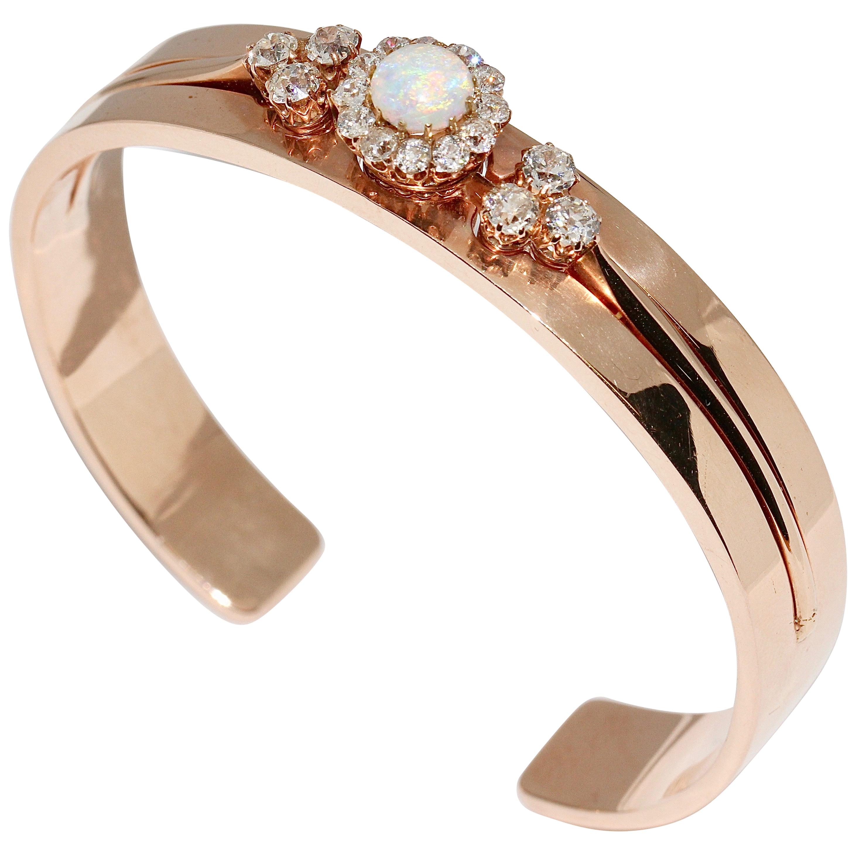 Bracelet jonc ancien pour femme en or rose 14 carats avec opale précieuse et diamants