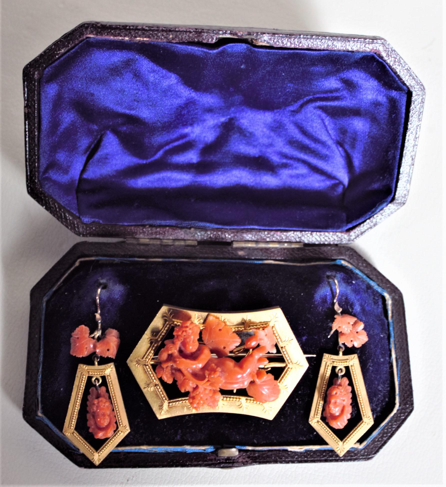 Antique Ladies Carved Coral Cherub & 14-Karat Yellow Gold Brooch & Earrings Set For Sale 6