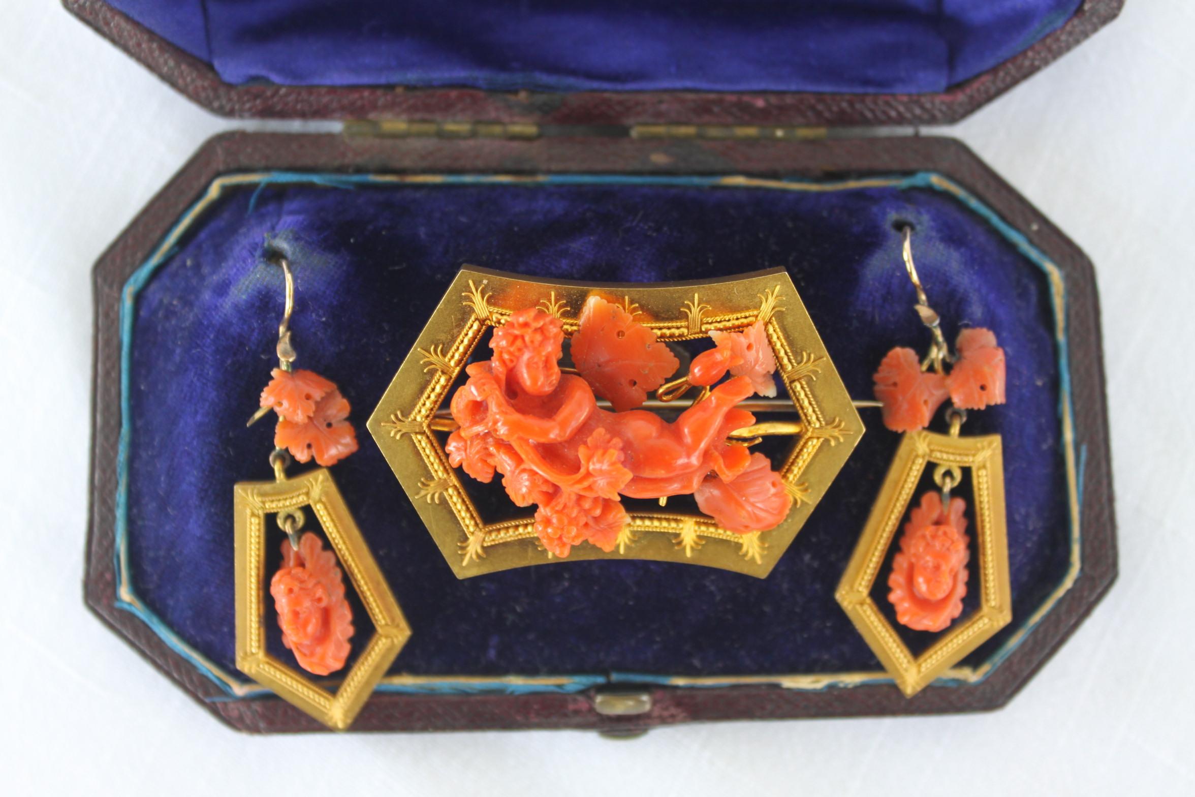 Late Victorian Antique Ladies Carved Coral Cherub & 14-Karat Yellow Gold Brooch & Earrings Set For Sale