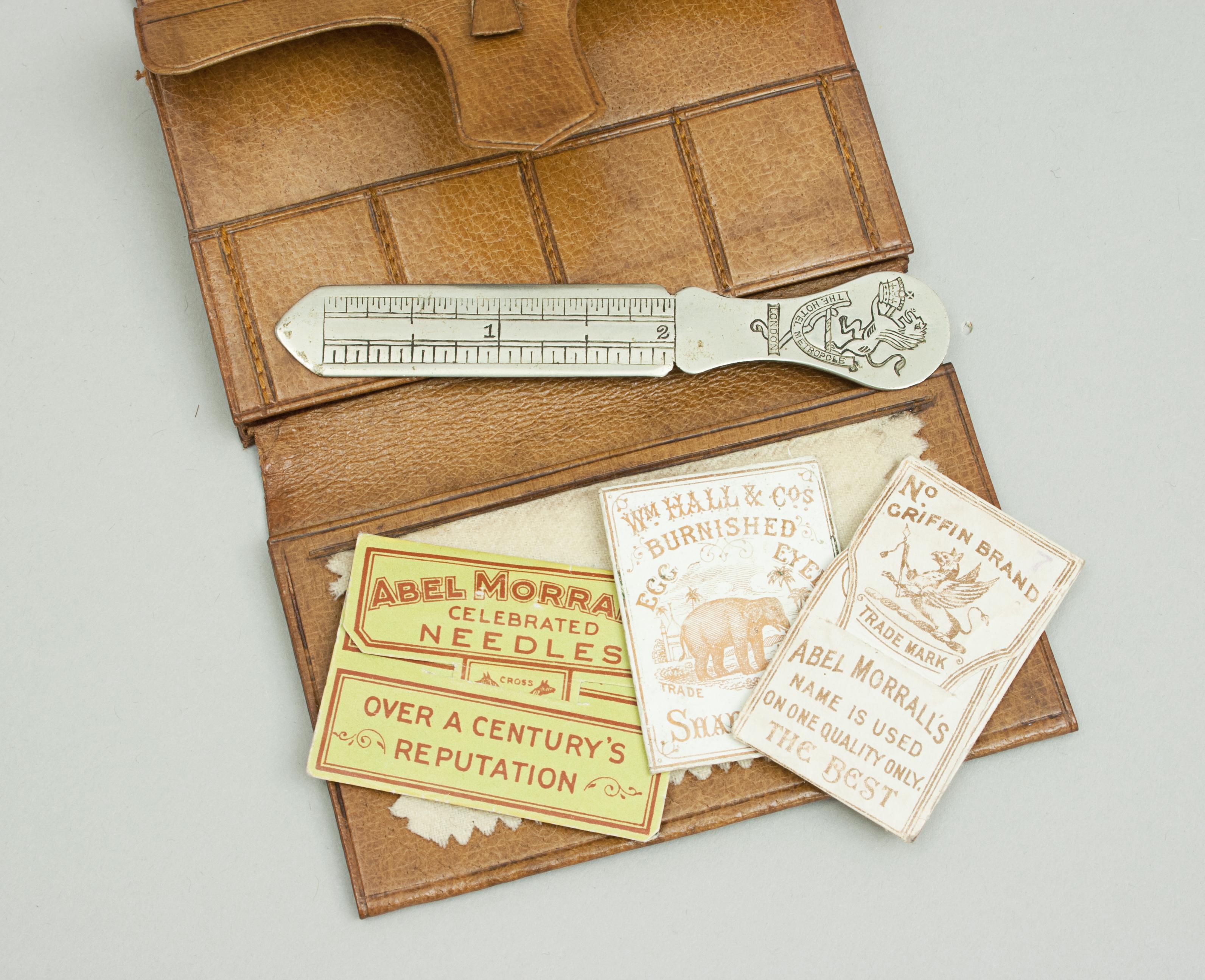 Antique Ladies Folding Crocodile Purse, Sewing Kit. For Sale 2