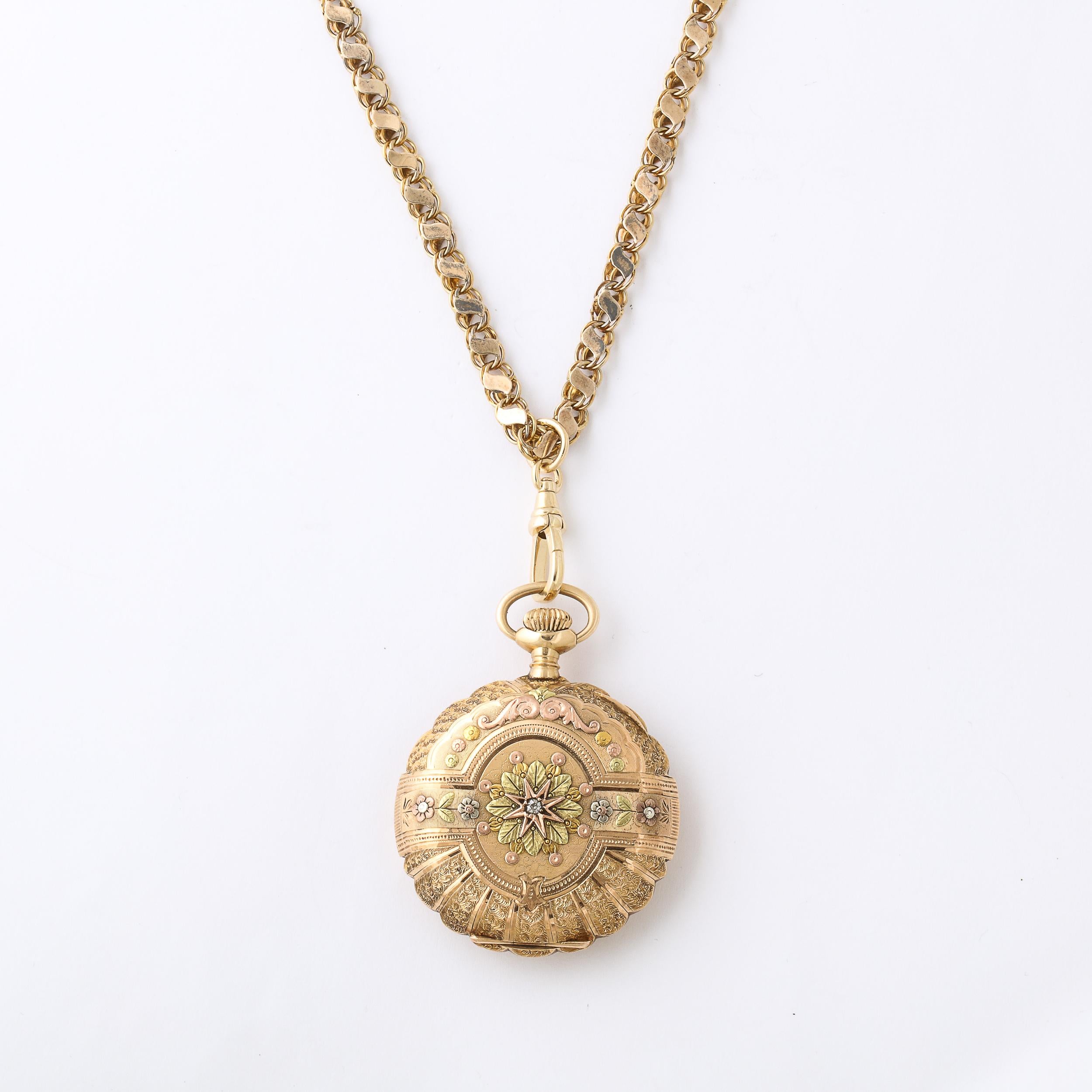 Antike Damen- Hunter Elgin 4farbige Gold-Taschenuhr und 18k Goldkette im Zustand „Gut“ im Angebot in New York, NY