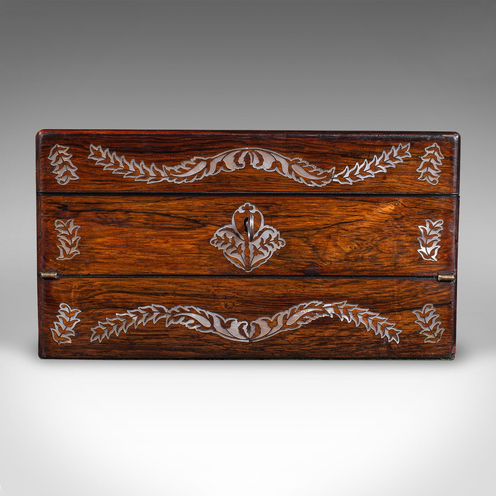 Caja de viaje para señoras antigua, Inglesa, Costurero, Pendiente para escribir, Victoriana Británico en venta