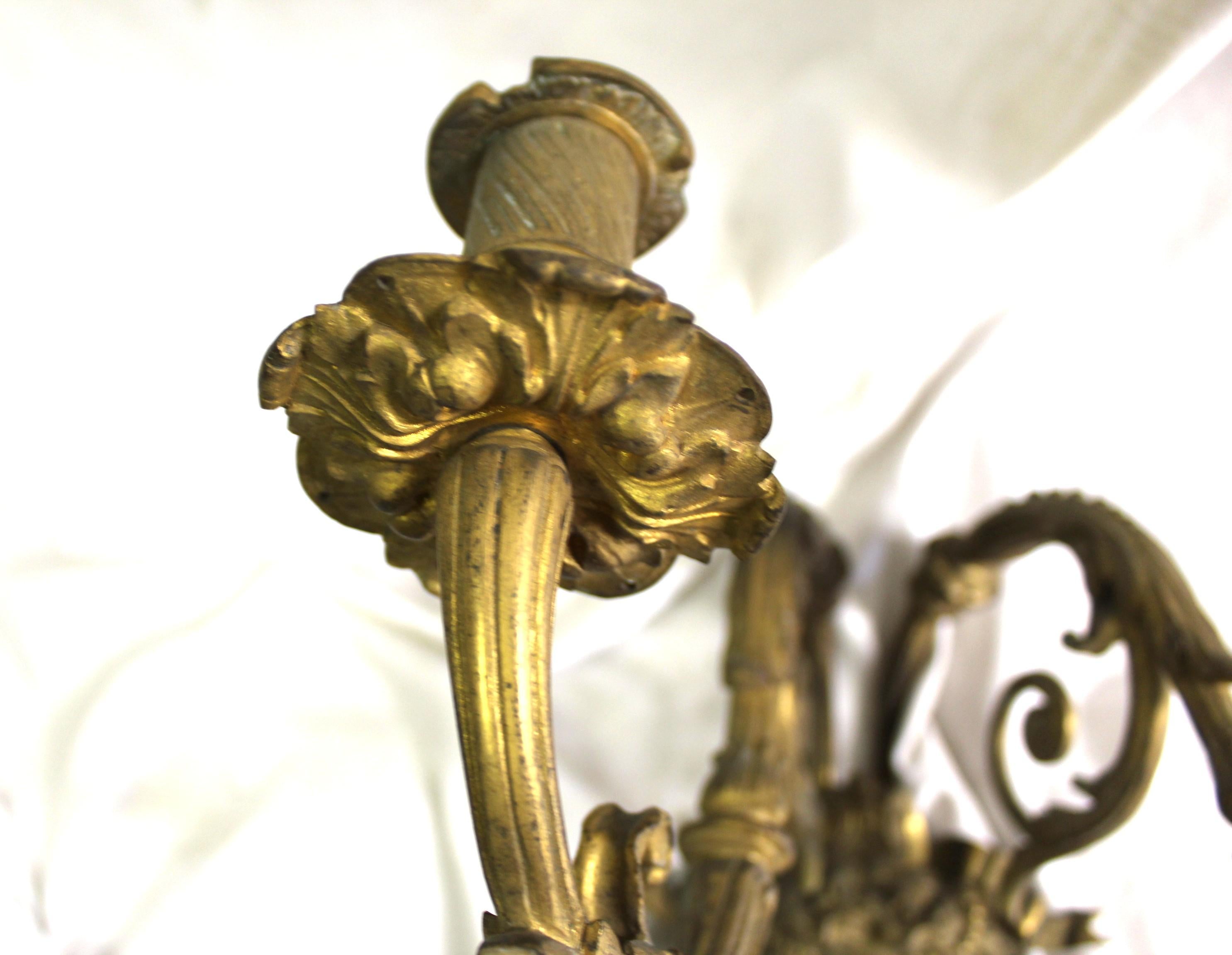 Antiguo  Rostro de Dama , doble brazo , Lámpara Dorada  ,  Una sola Art Nouveau en venta