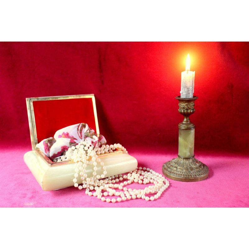 Ancienne boîte à bijoux italienne pour dame en marbre onyx vert et onyx avec intérieur en velours rouge, 20ème siècle en vente 1