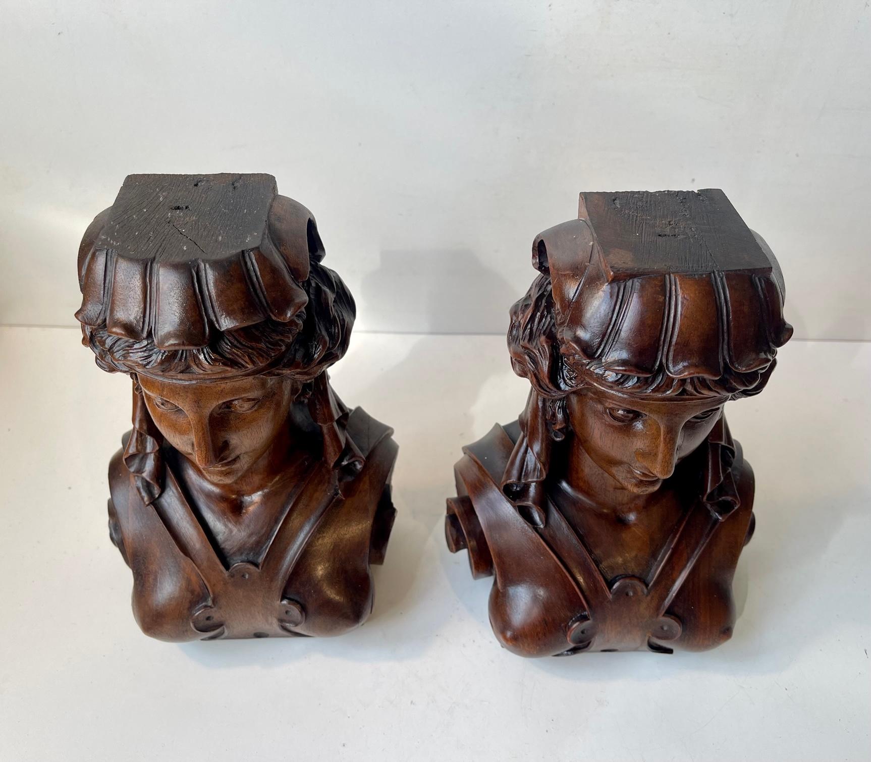 Hand-Carved Antique Lady Liberty Bookends in Carved Mahogany, 19th Century, Set of 2 For Sale