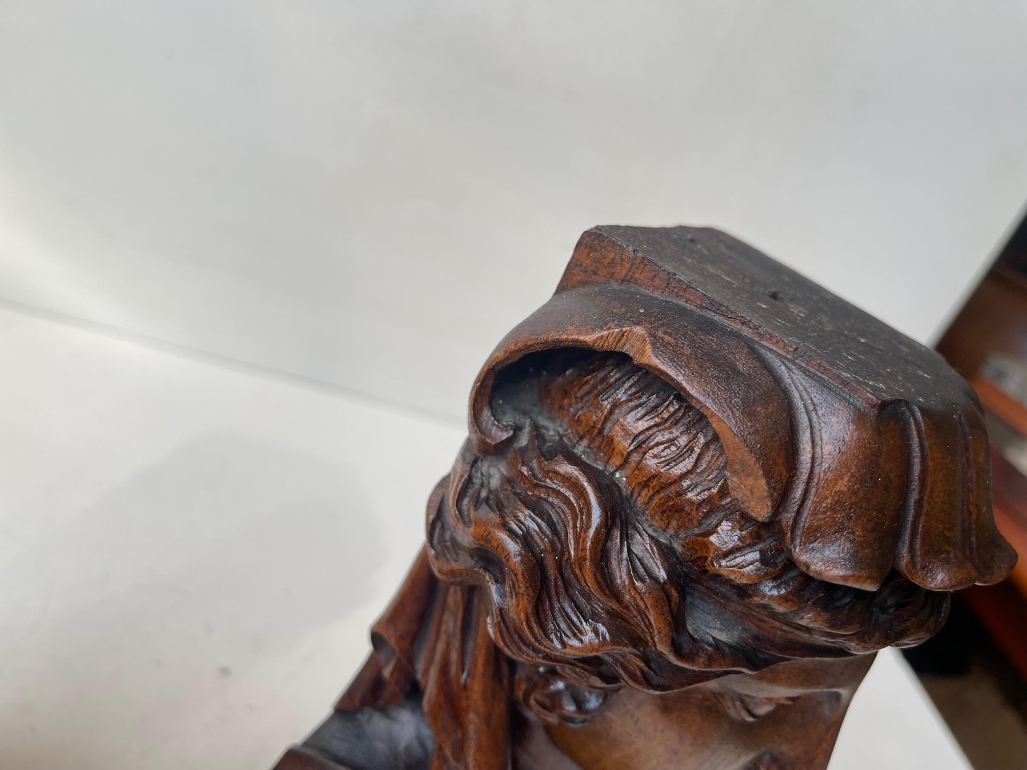 Antique Lady Liberty Bookends in Carved Mahogany, 19th Century, Set of 2 For Sale 3