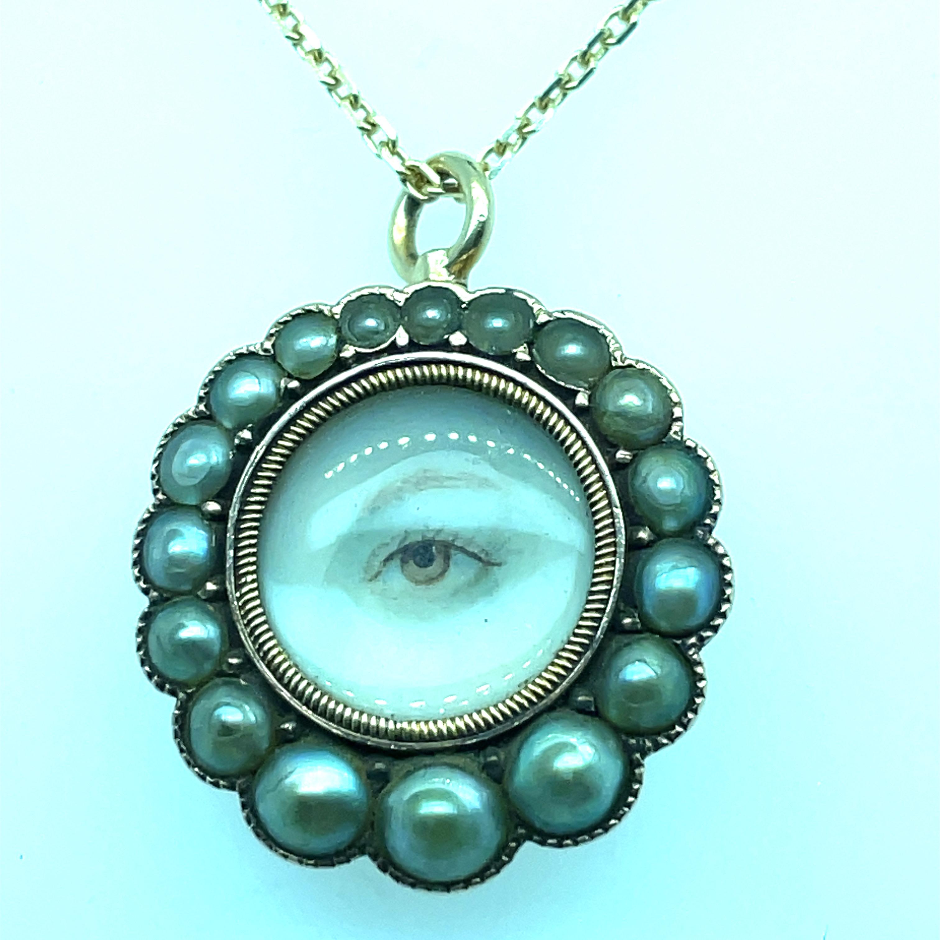 Antique Lady's Eye Miniature Gold Pendant In Good Condition In New York, NY