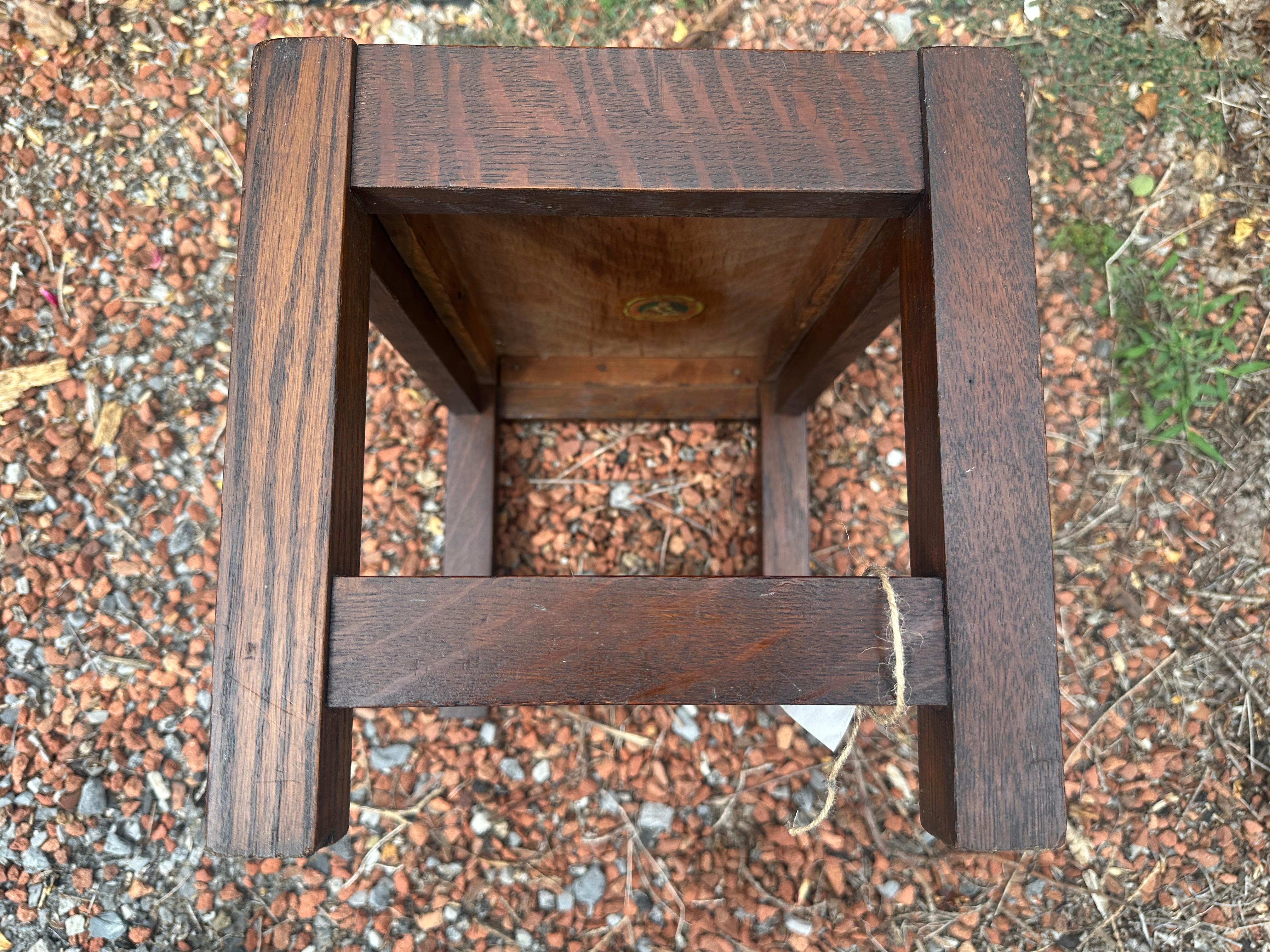Tabouret ancien 