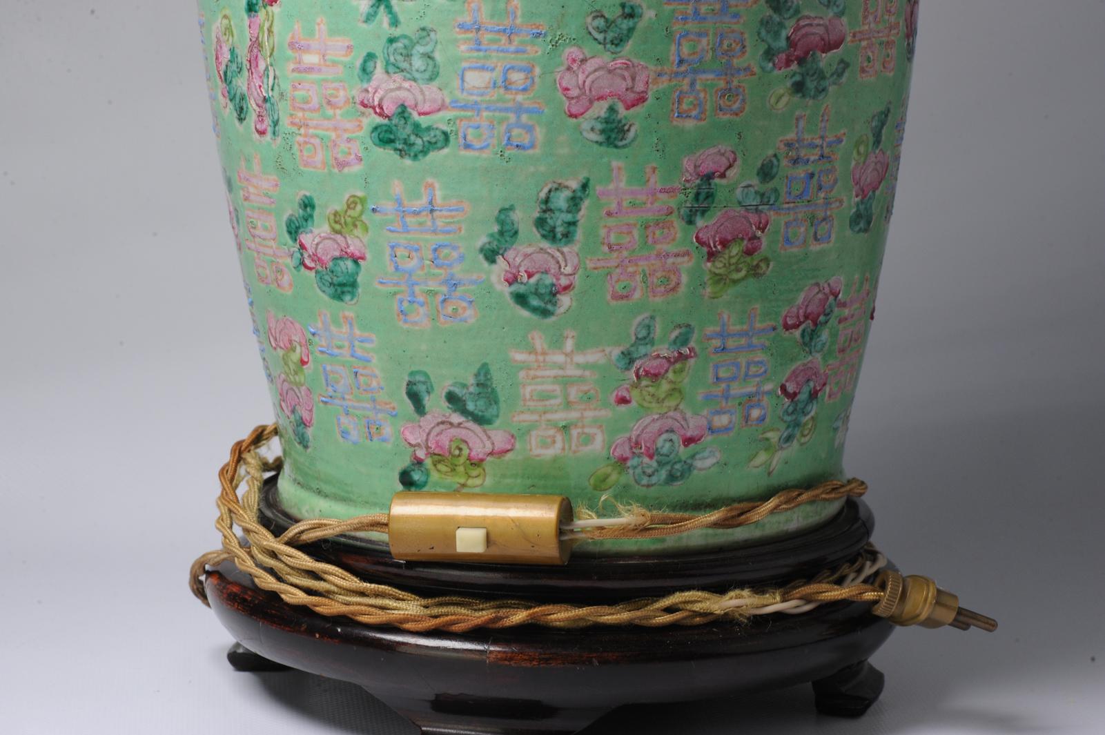 Antique Lamp Vase Chinese Porcelain Qing Period Cantonese with Ideograms For Sale 13