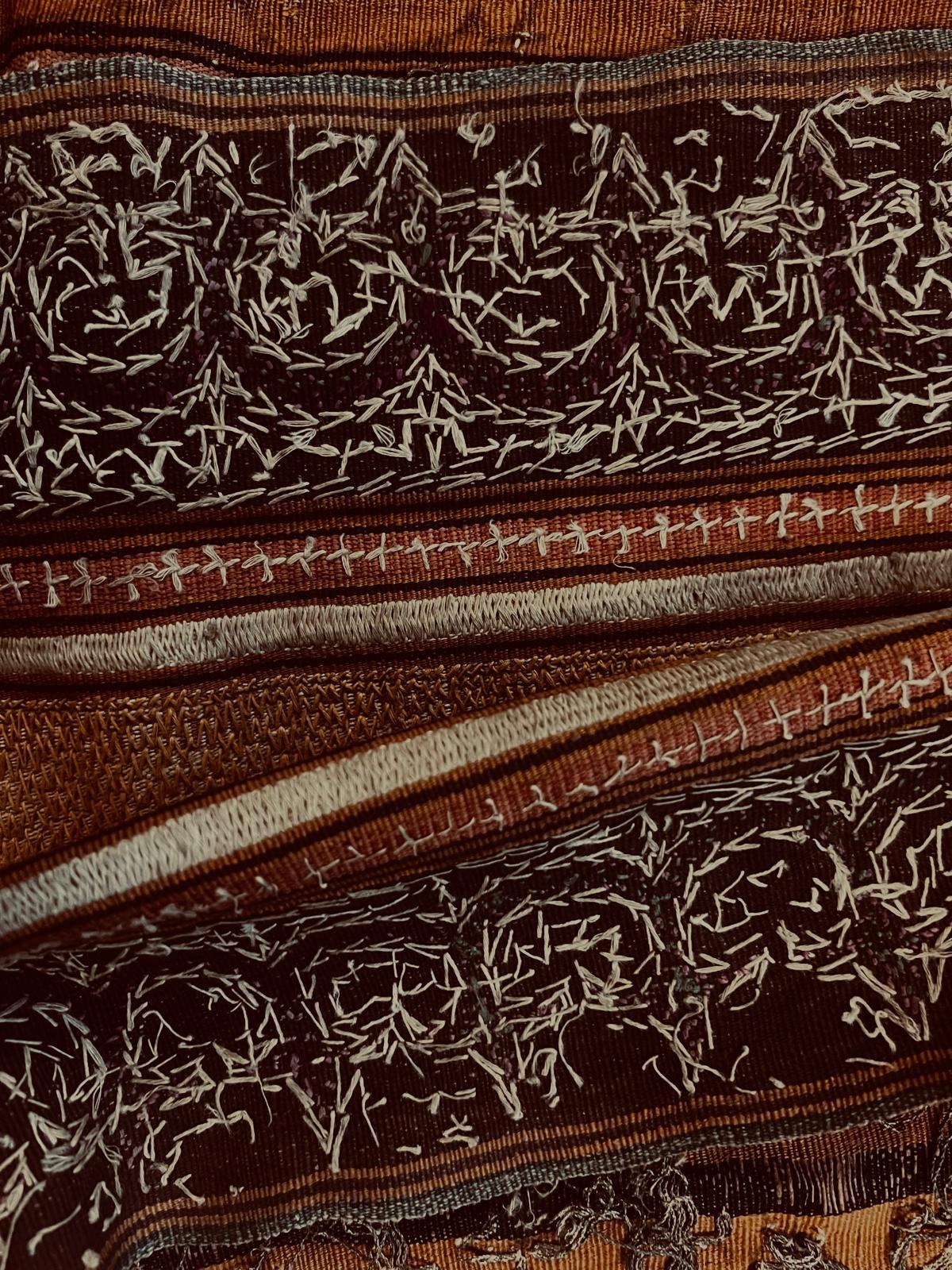 Antikes Lampung Tapis-Textil mit Gold- und Silberfäden Sumatra, Indonesien (19. Jahrhundert) im Angebot