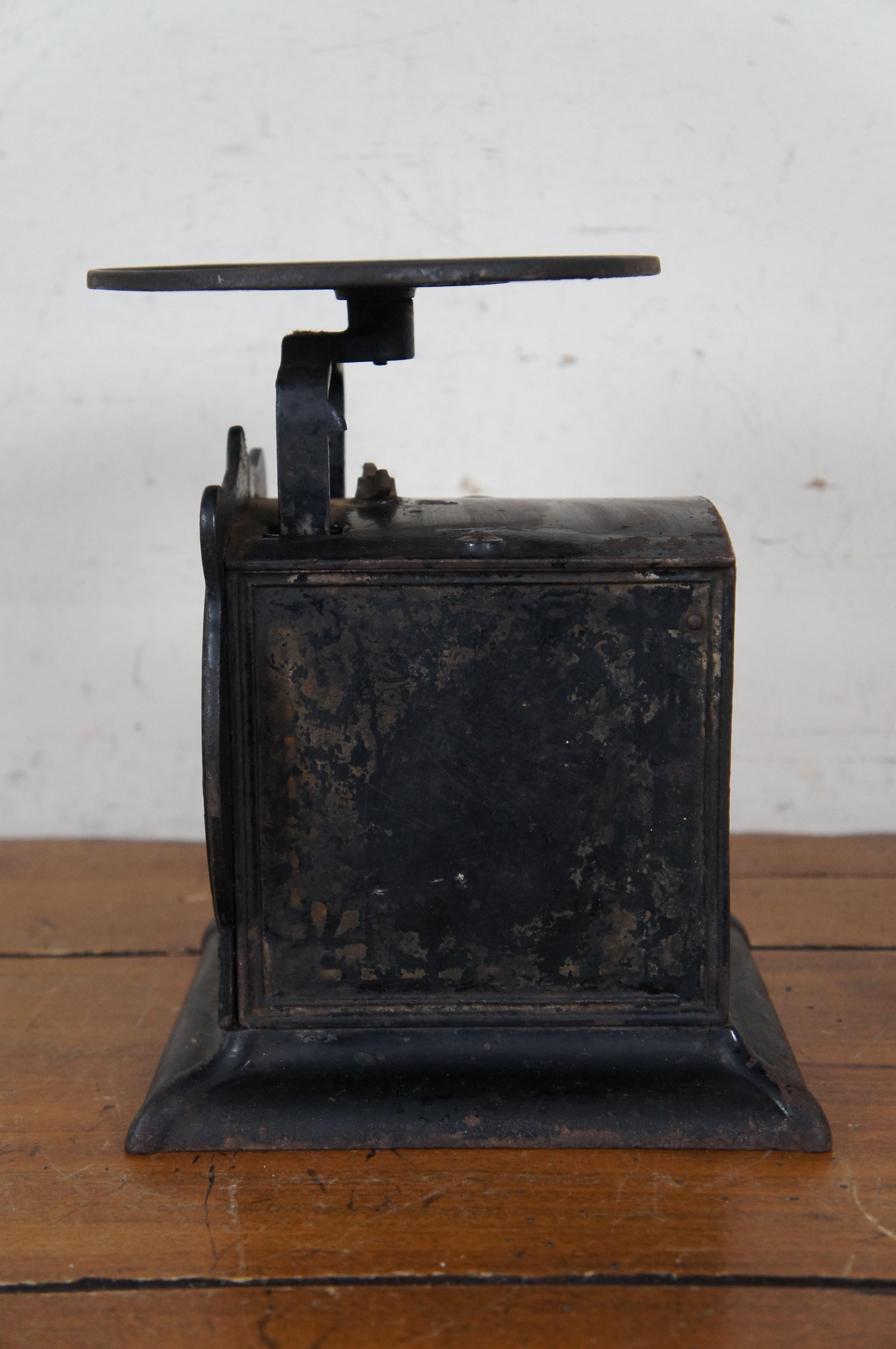 Antique Landers Frary & Clark Turnbulls General Store Family Kitchen Scale 1