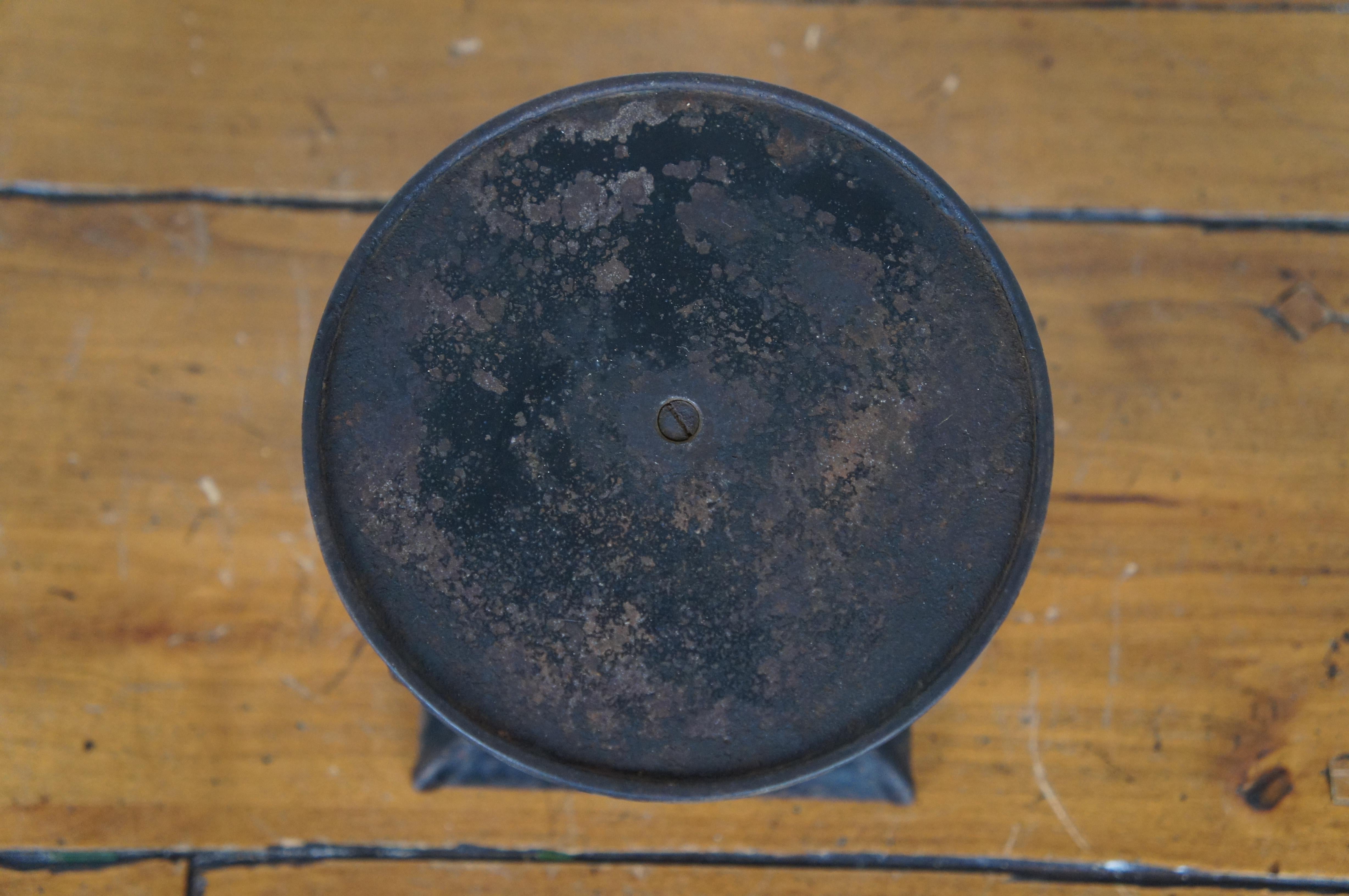 Antique Landers Frary & Clark Turnbulls General Store Family Kitchen Scale 2