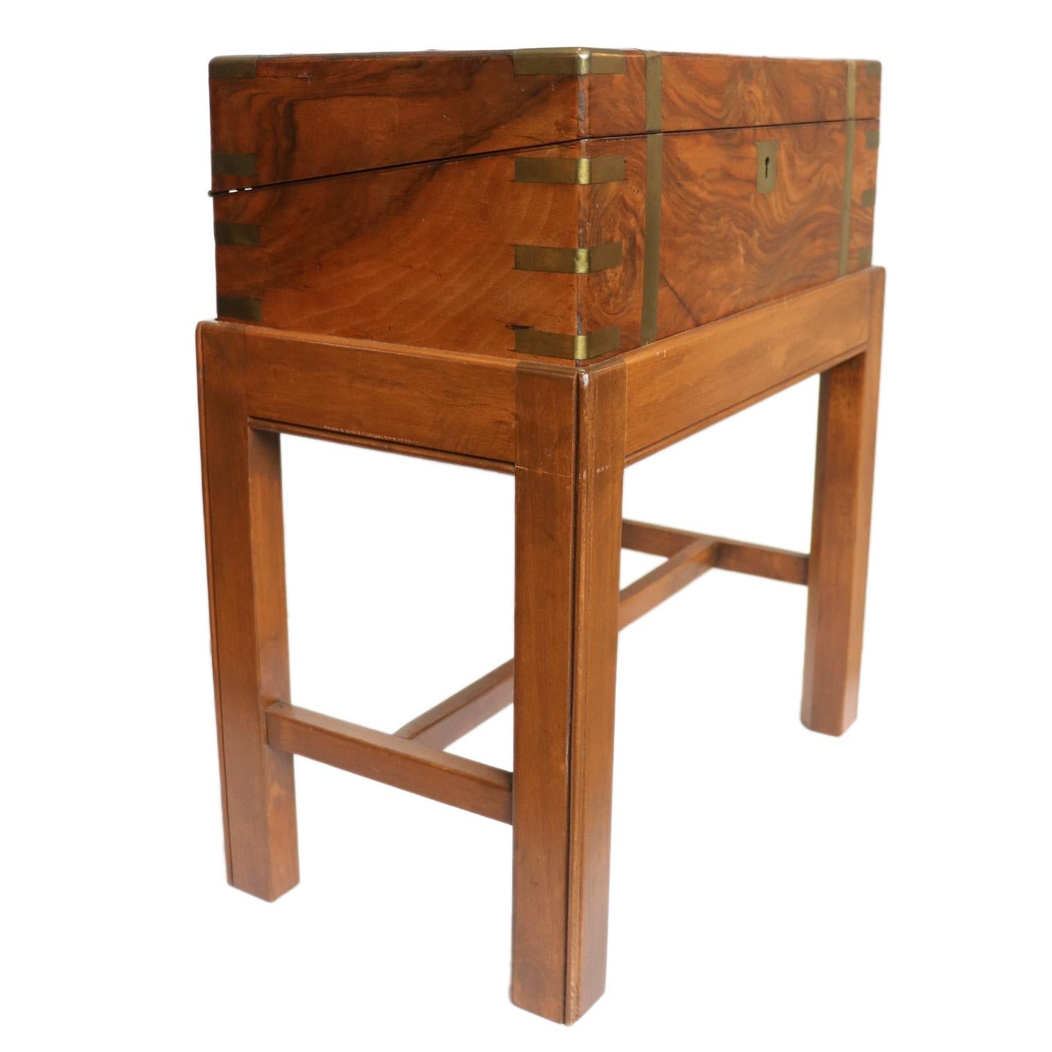 Antique Lap Desk with Stand Madera en venta