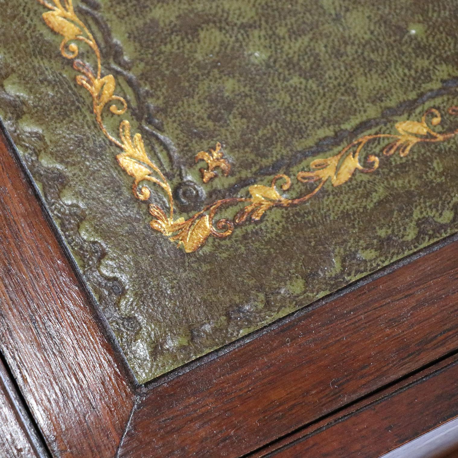 Antique Lap Desk with Stand en venta 4