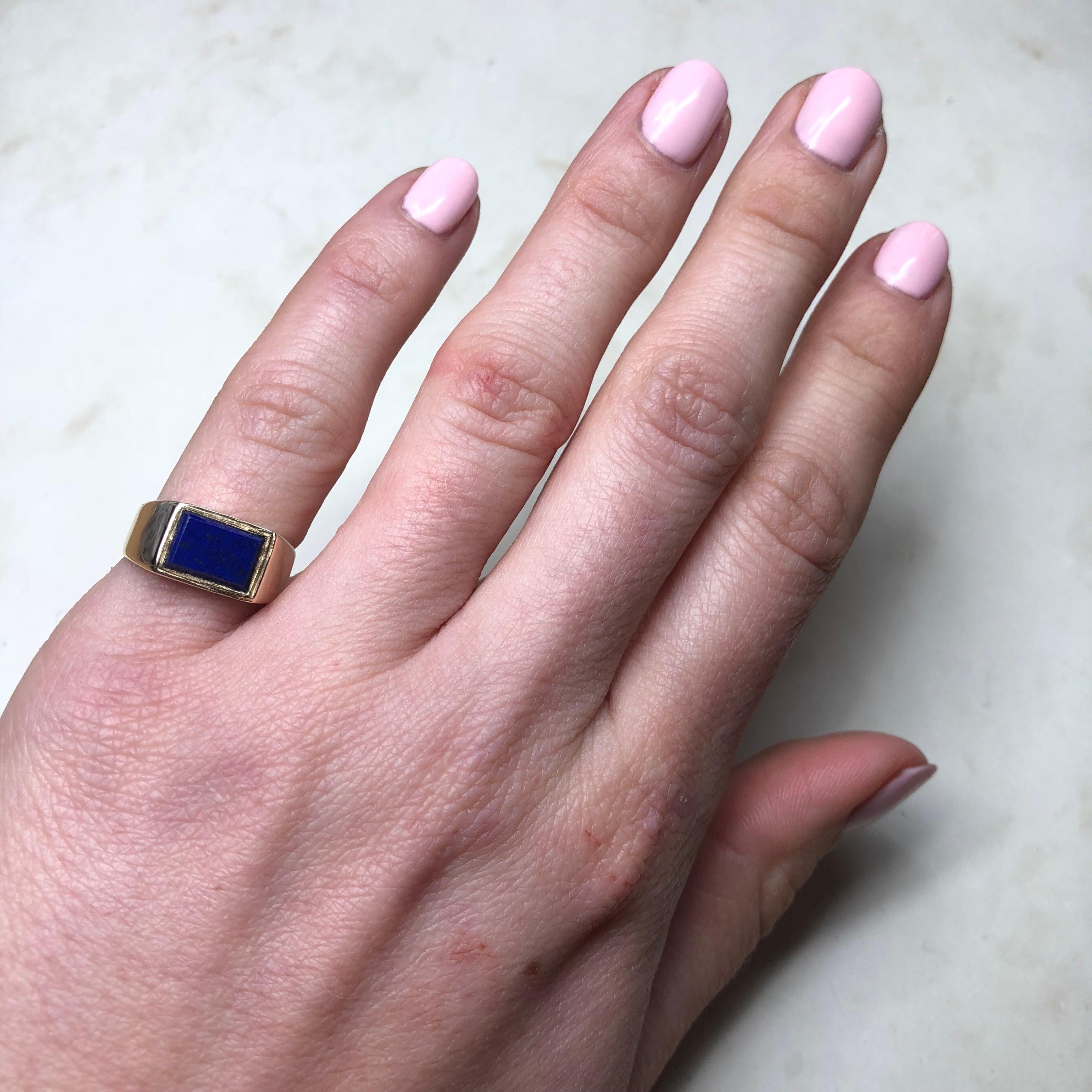 Edwardian Antique Lapis Lazuli and 9 Carat Gold Signet Ring