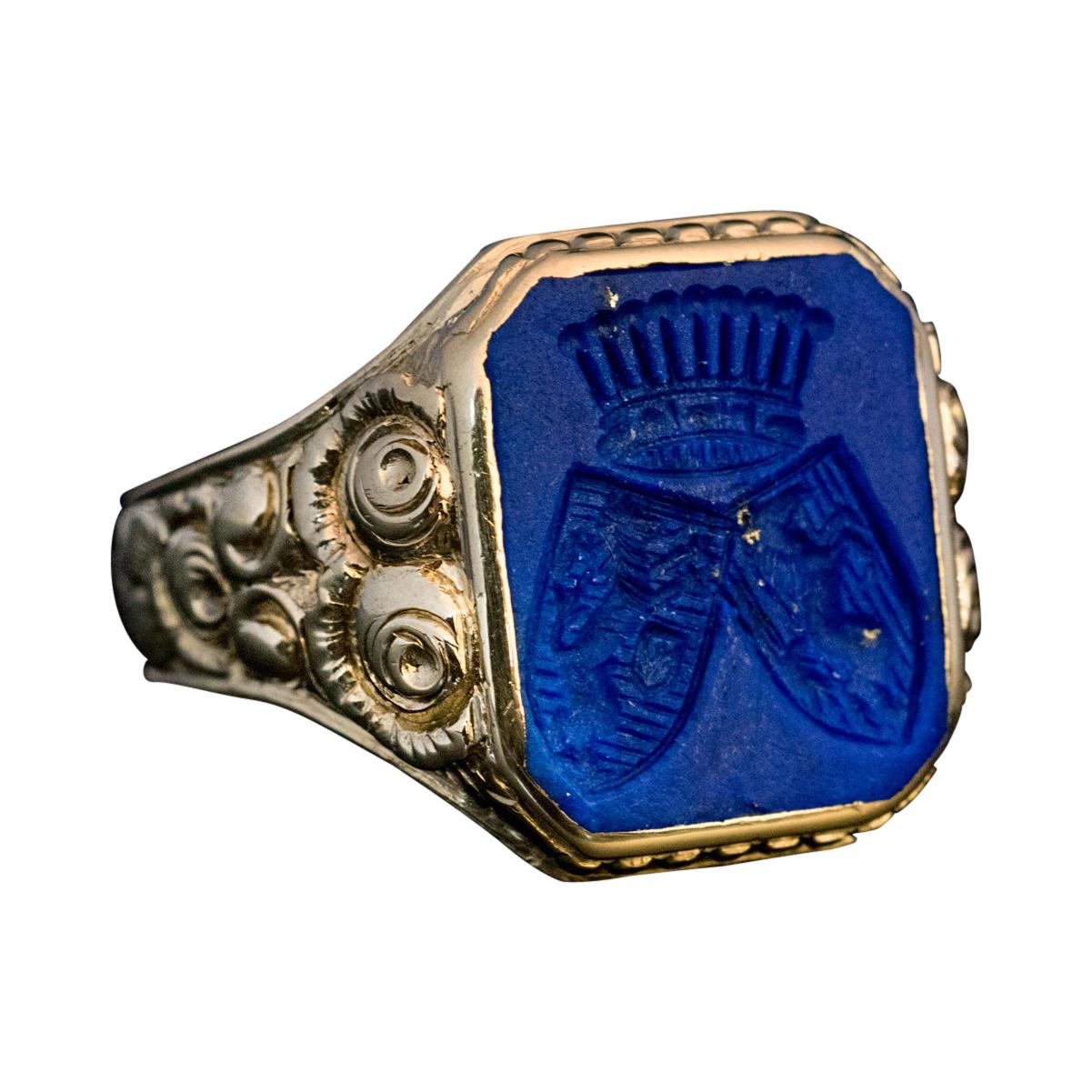 Antique Lapis Lazuli Gold Armorial Signet Ring