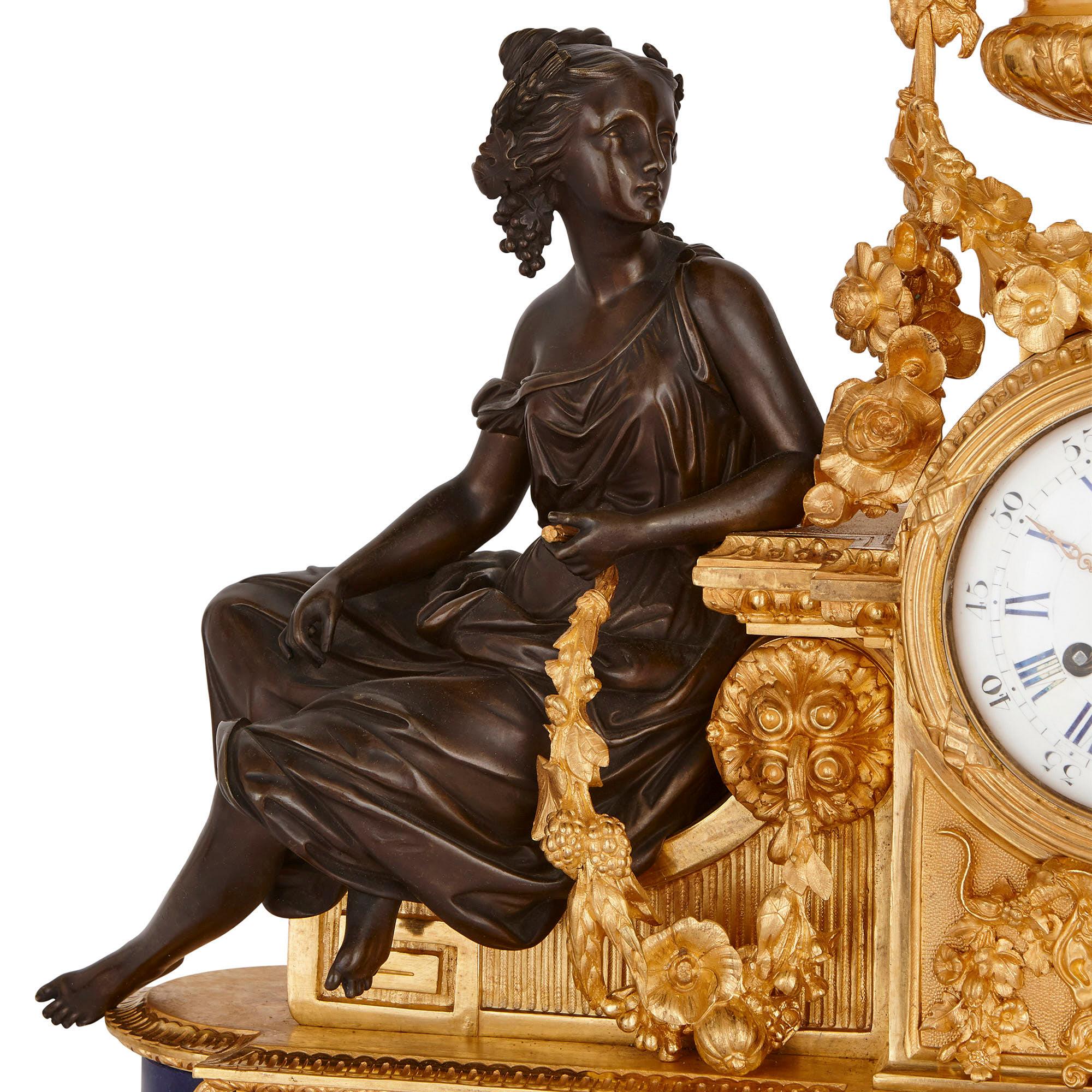 Antikes Uhren-Set aus Lapislazuli, patinierter und vergoldeter Bronze  (Französisch)