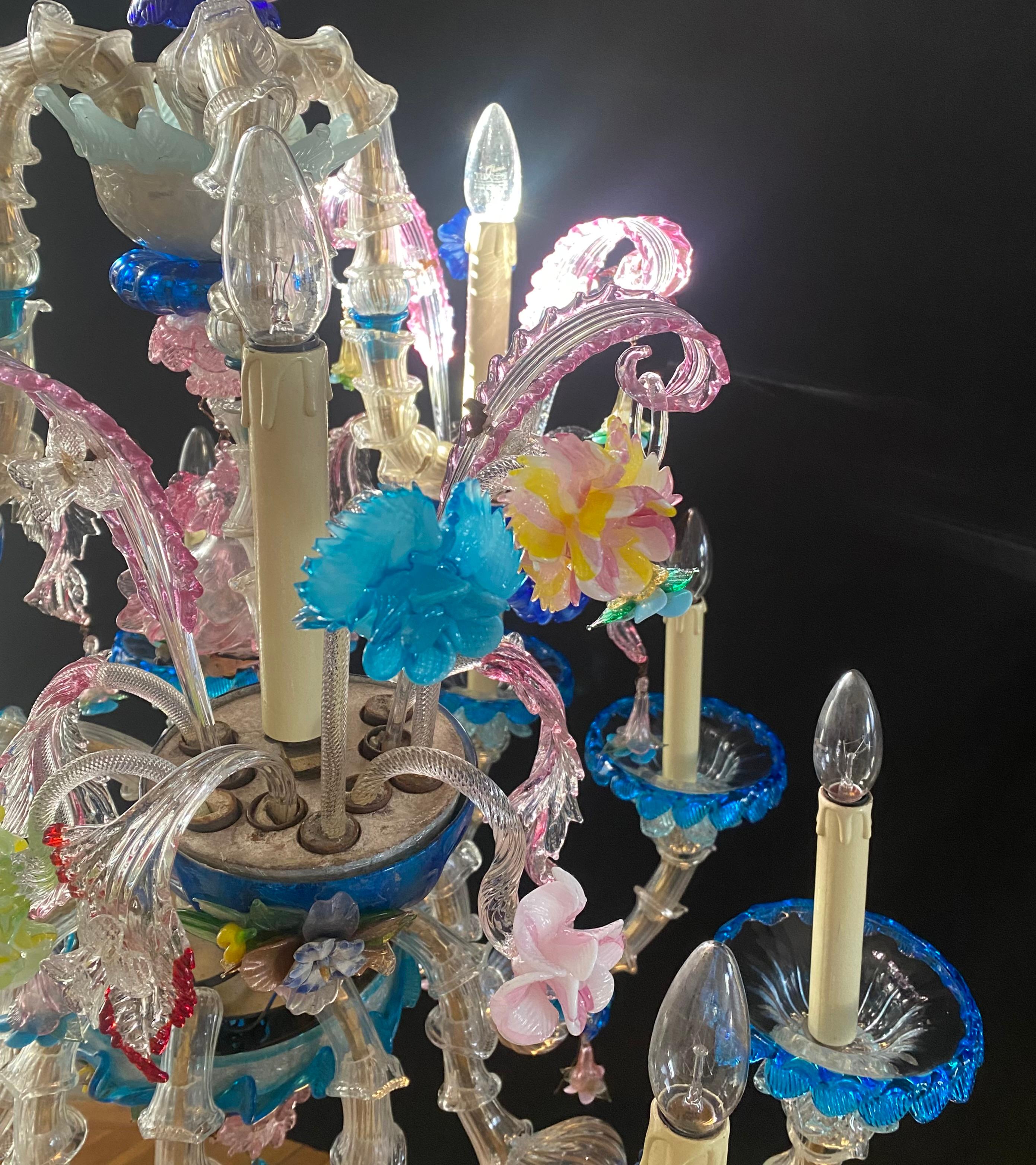 Antico lampadario a 12 bracci con motivo floreale di Murano, Italia, primi anni del 1900 in vendita 10