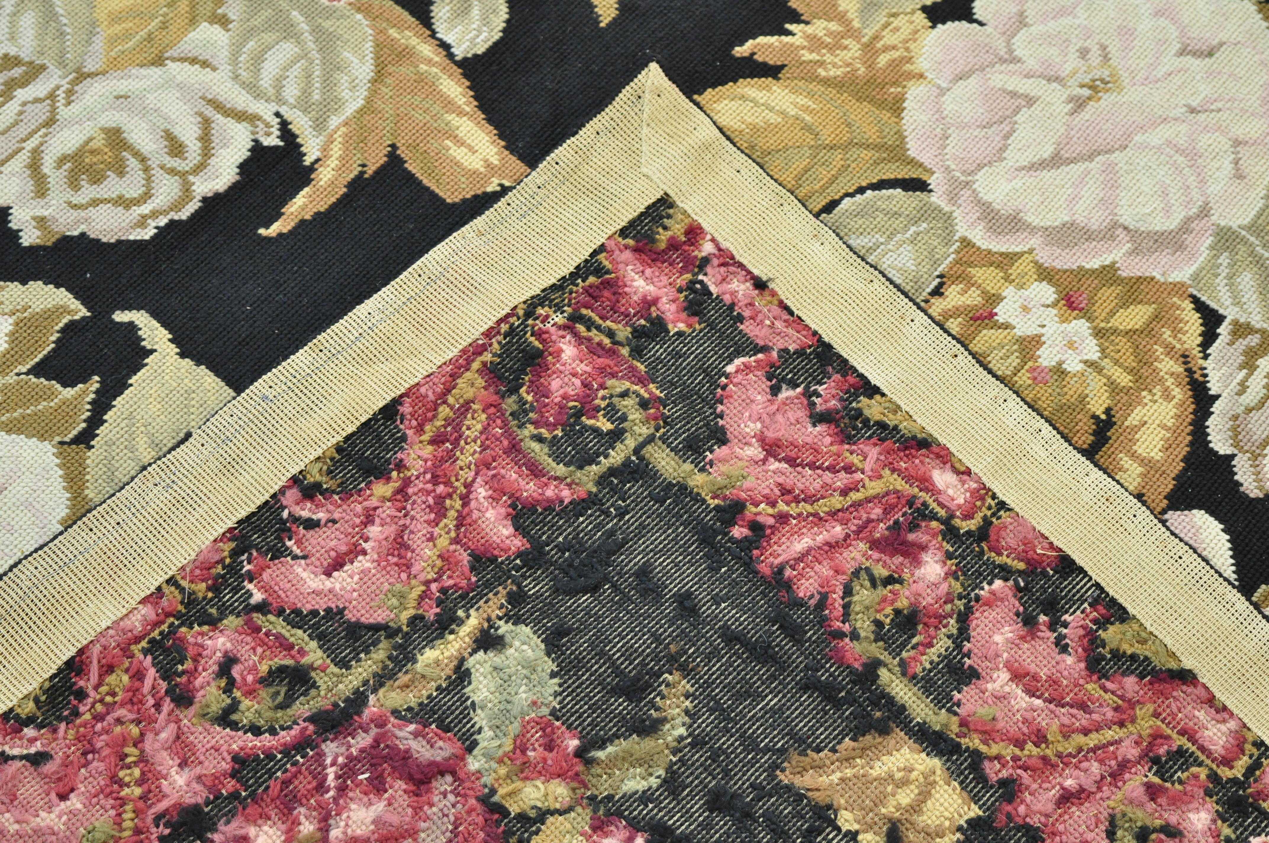 Antique Large American Art Nouveau Floral Hand Hooked Wool Rug Carpet For Sale 4