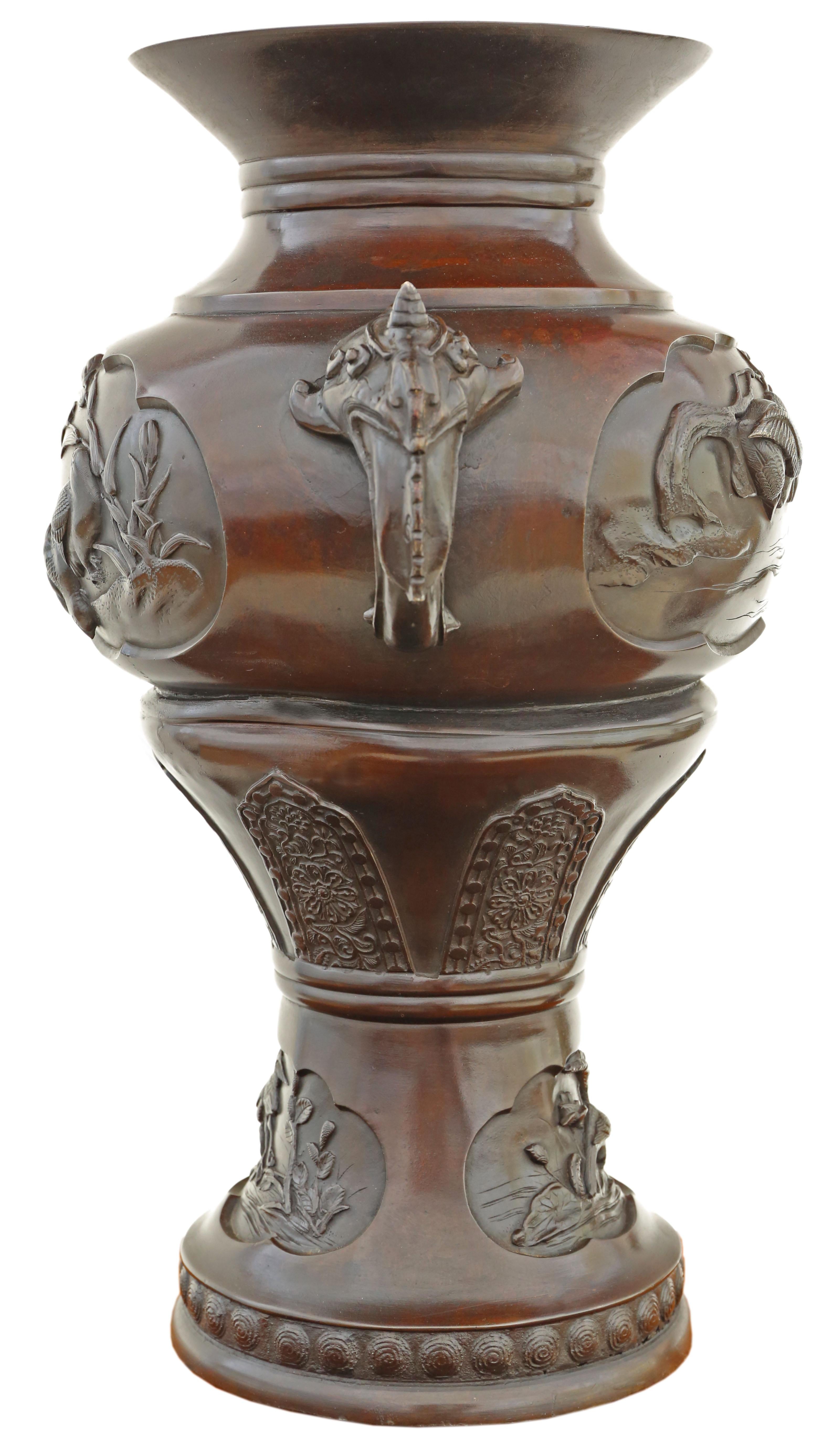 19th Century Antique Large Fine Quality Japanese Oriental Bronze Urn Vase Meiji Period For Sale