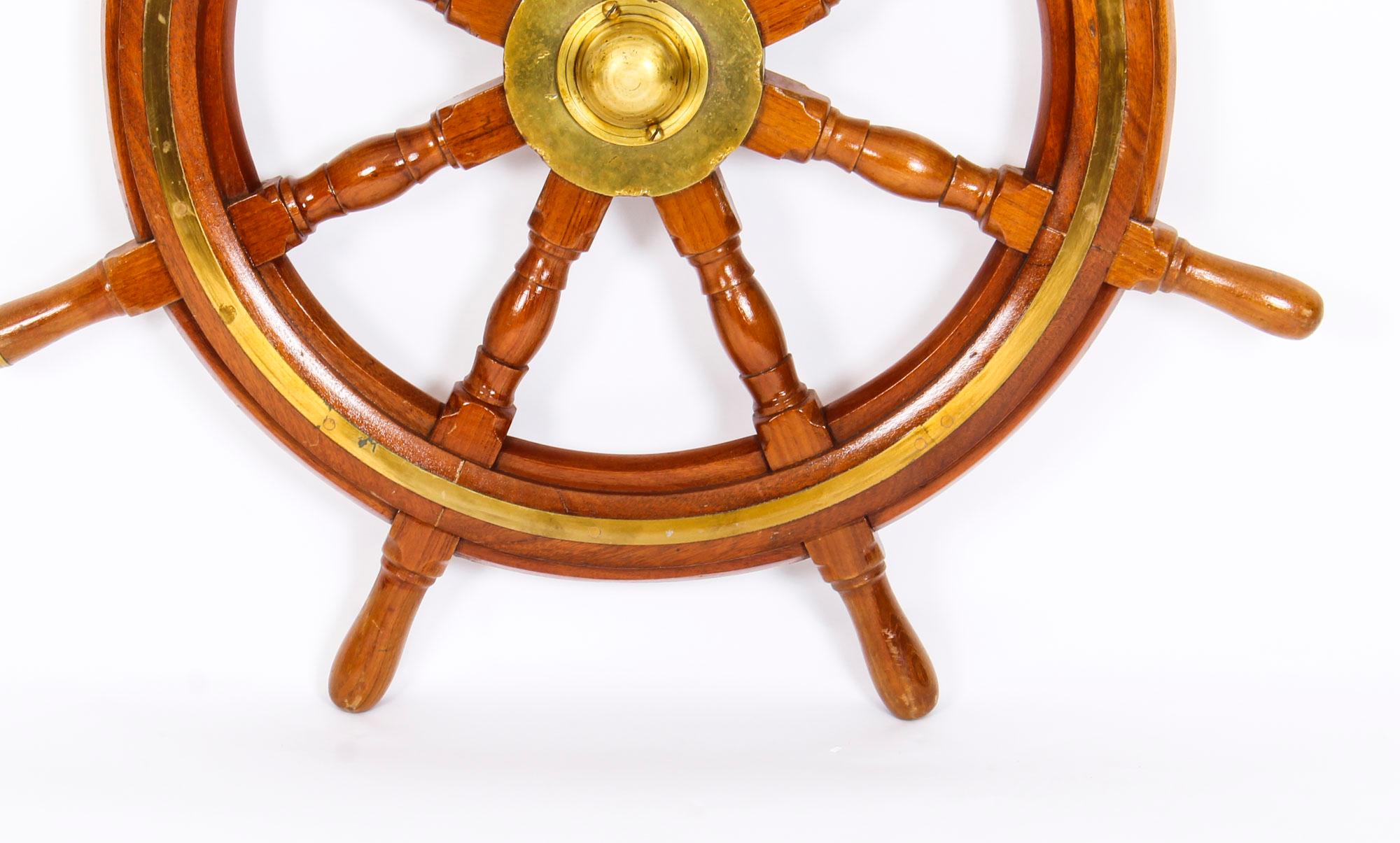 Victorian Antique Oak and Brass Set 8-Spoke Ships Wheel, 19th Century