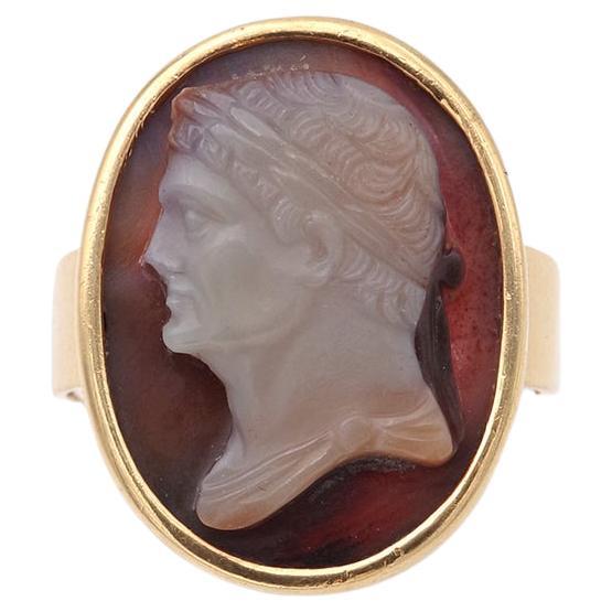 Anello antico con cammeo Imperatore di agata grande in oro 18 carati, anello cammeo Signet