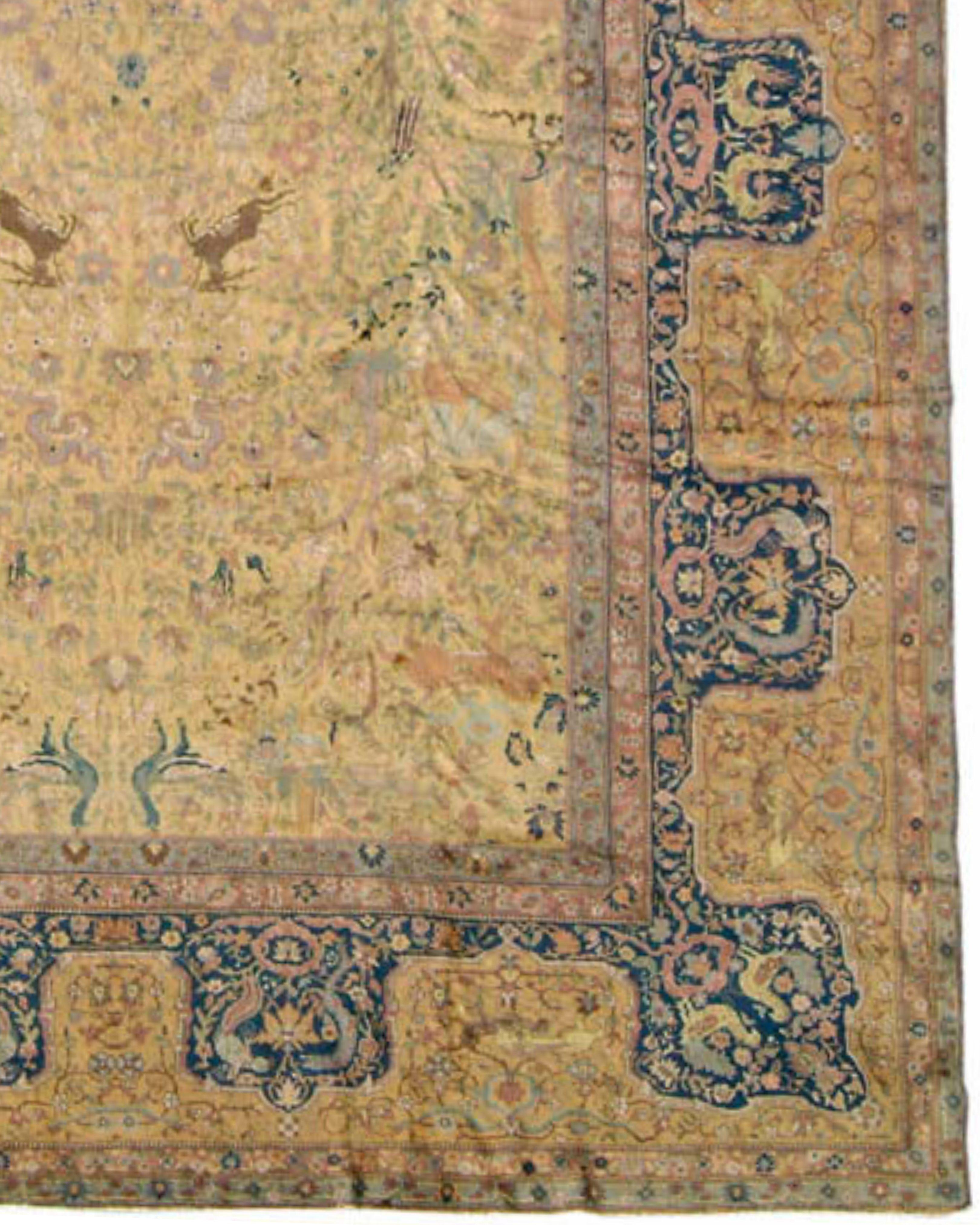 Antique Large Anatolian Sivas Rug, Early 20th Century In Excellent Condition For Sale In San Francisco, CA