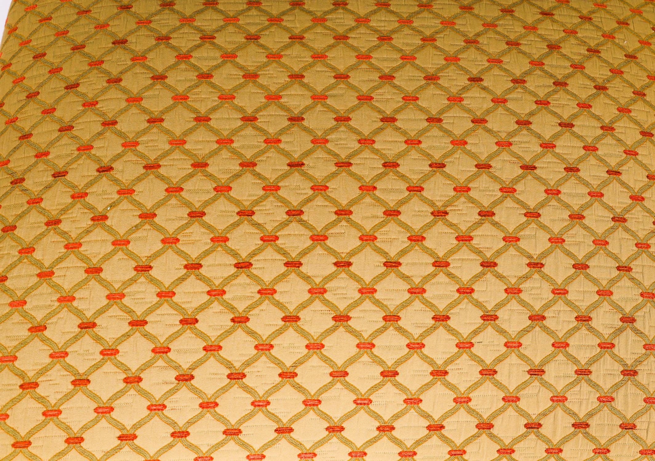 Antiguo Gran Taburete Angloindio Otomano Mesa de centro Siglo XIX Tela en venta