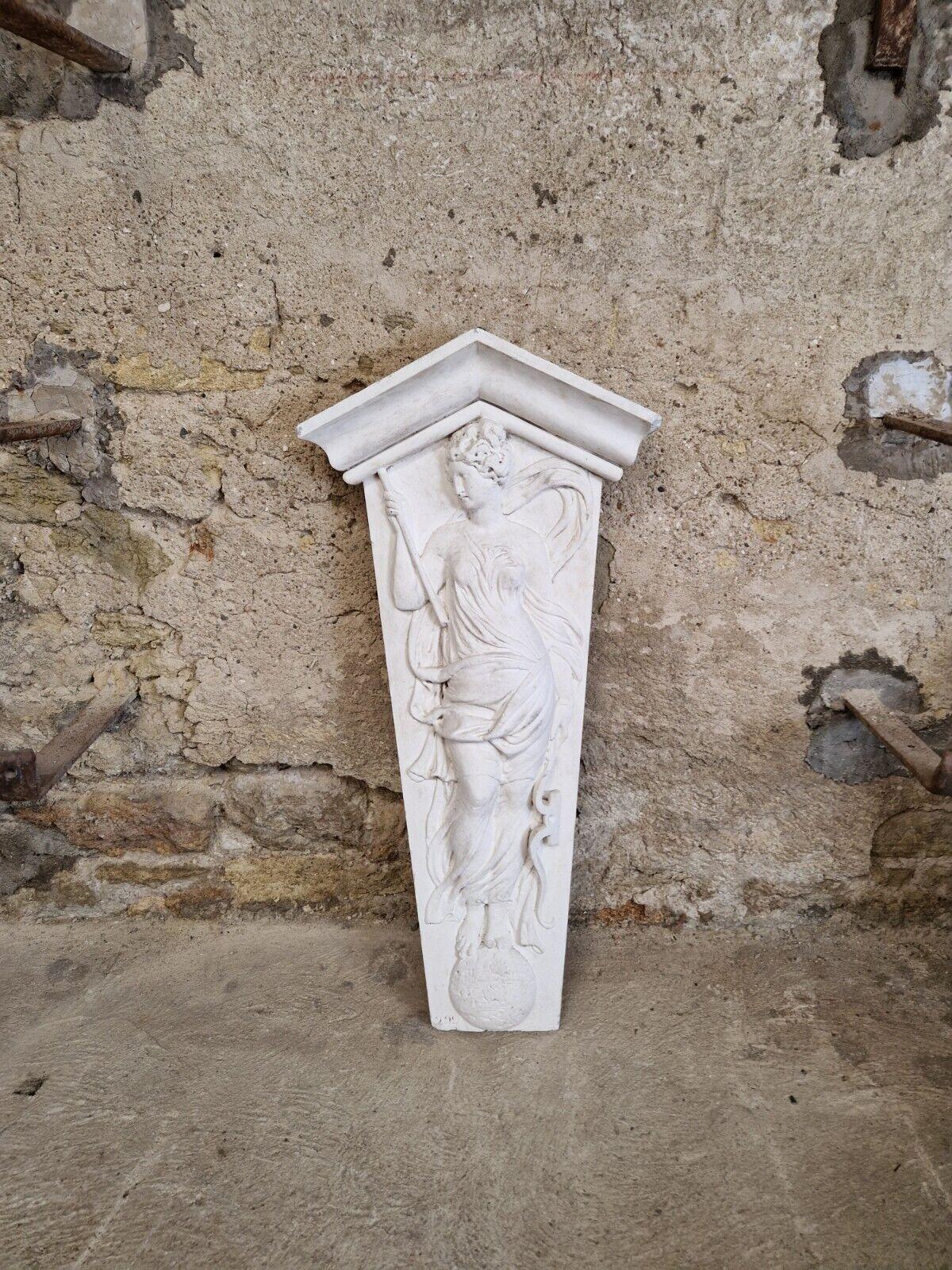 

This antique French bas relief plaque features a stunning plaster sculpture of a female figure. The intricate details and exquisite craftsmanship make it a truly unique piece for any collector or art enthusiast. The item measures 58 cm in length,