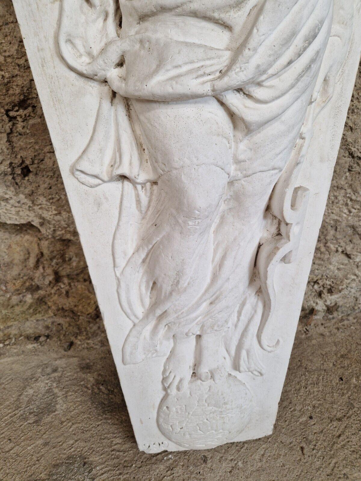 Antique Large Bas Relief Plaster Female Sculpture In Good Condition For Sale In Buxton, GB