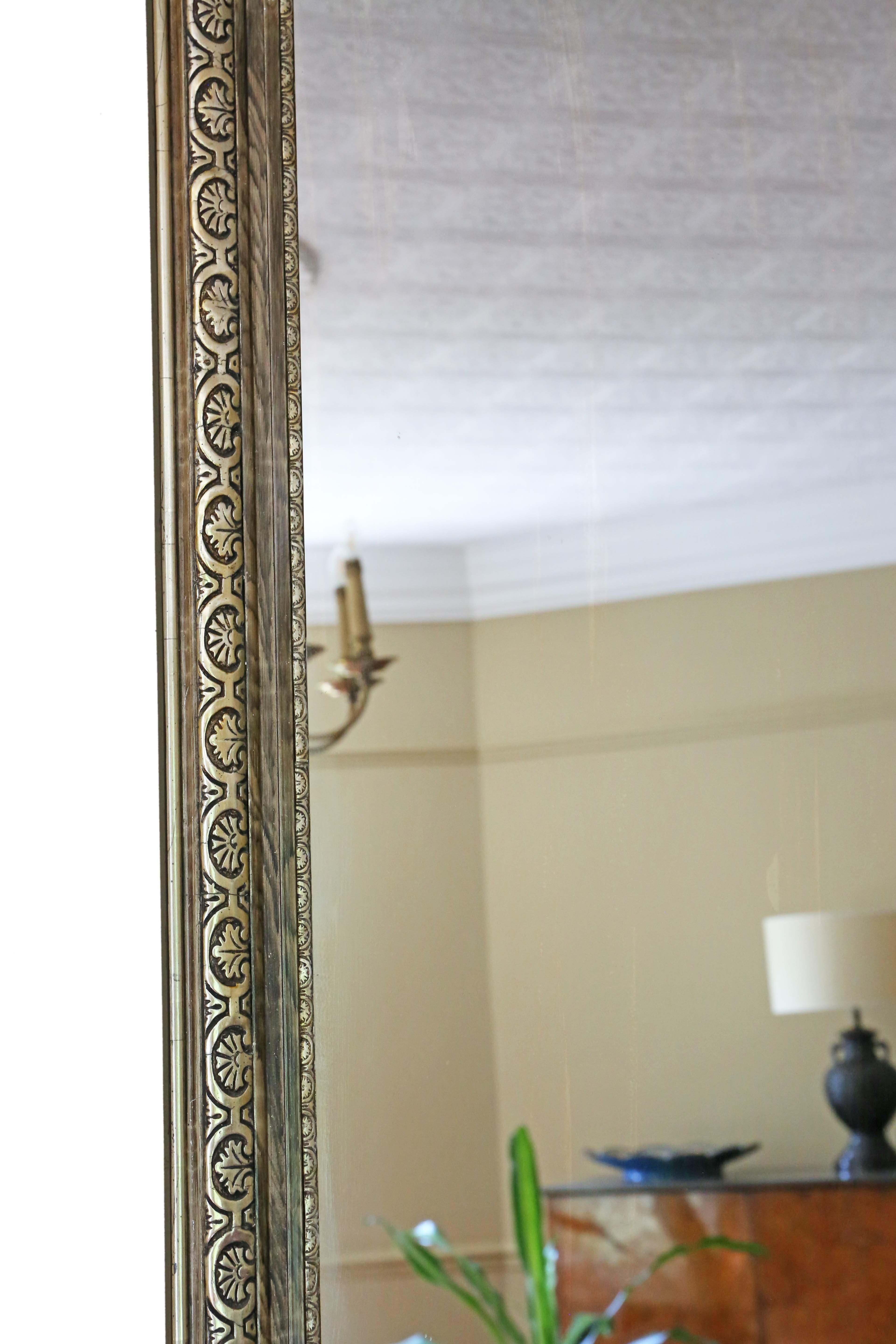 Verre Antique Large C1900 Gilt Overmantle Wall Mirror High-Quality Ornate Design en vente