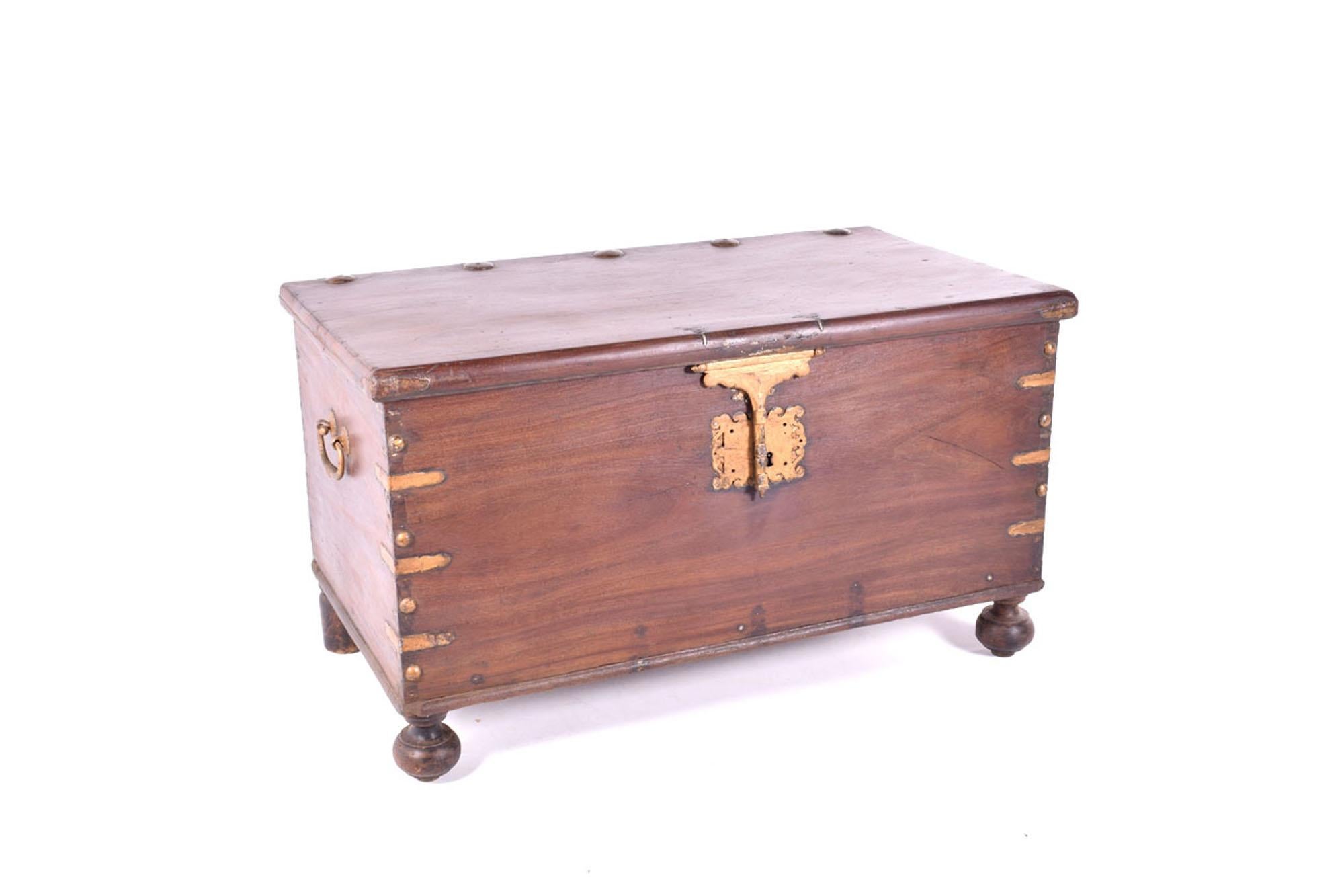 Romantic Antique Large Chest in Sucupira Wood For Sale