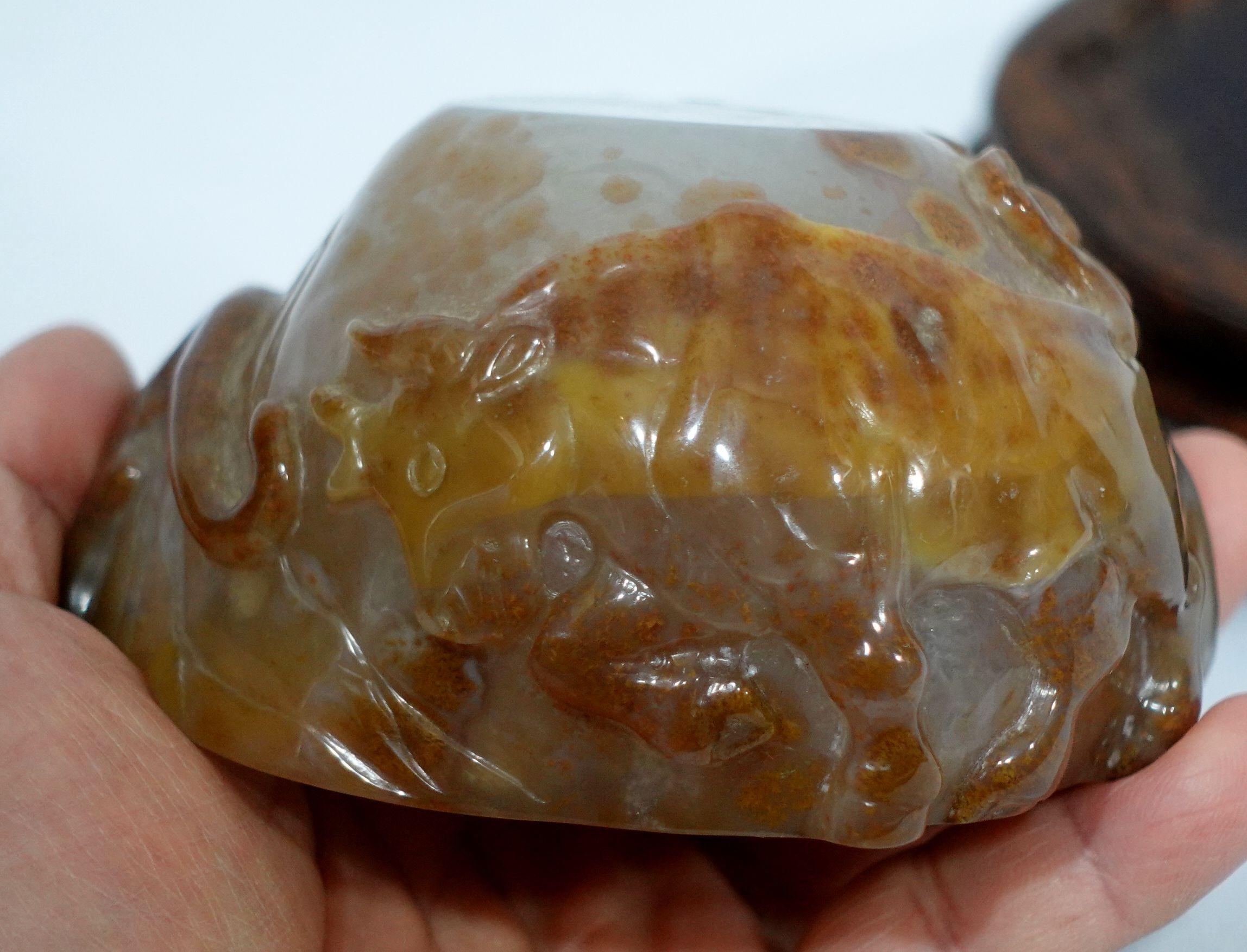 Antique Large Chinese Carved Agate Animal Group #1, 19th Century For Sale 11