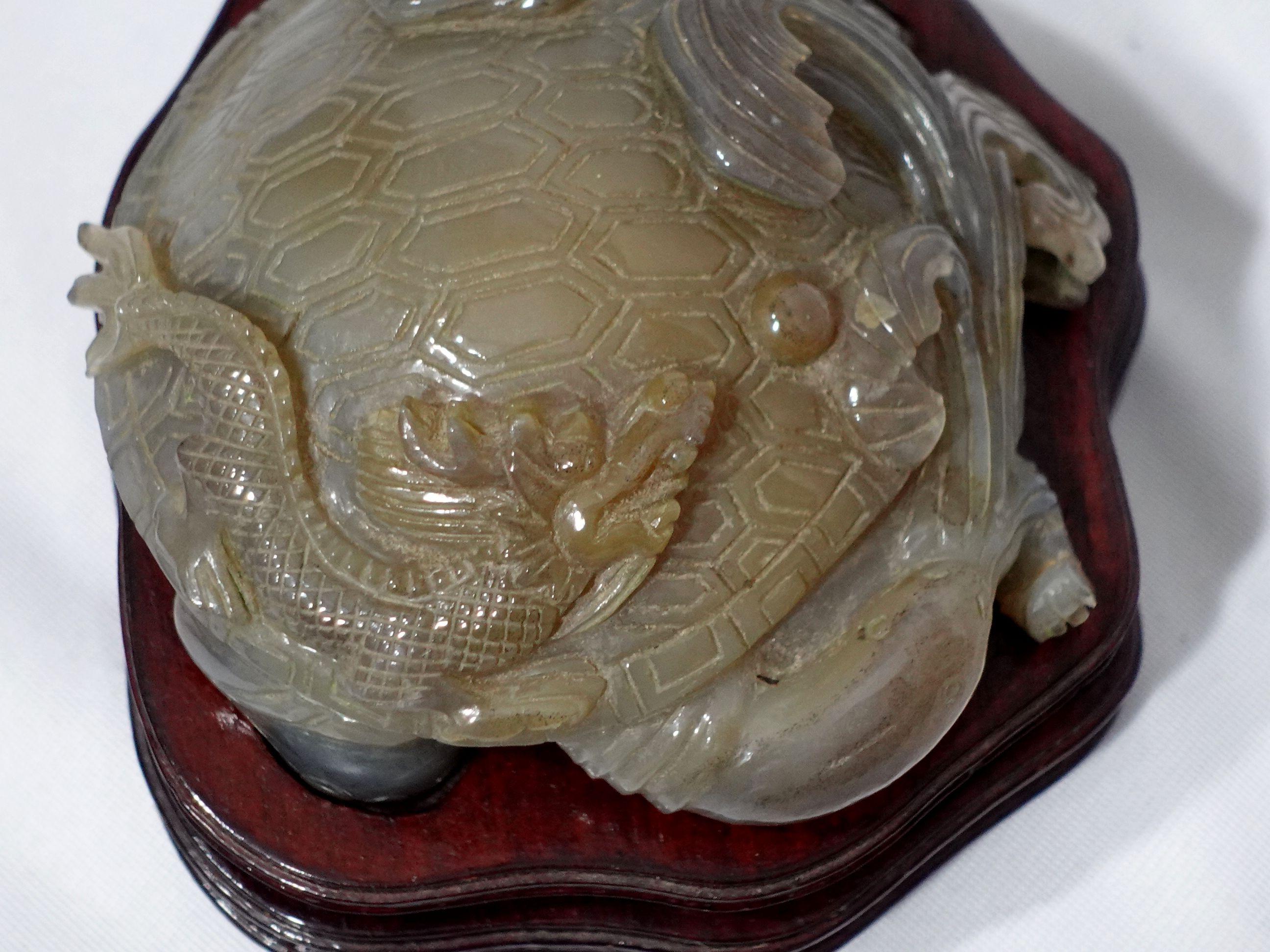 Antique Large Chinese Carved Agate Animal Group #2, 19th Century For Sale 5