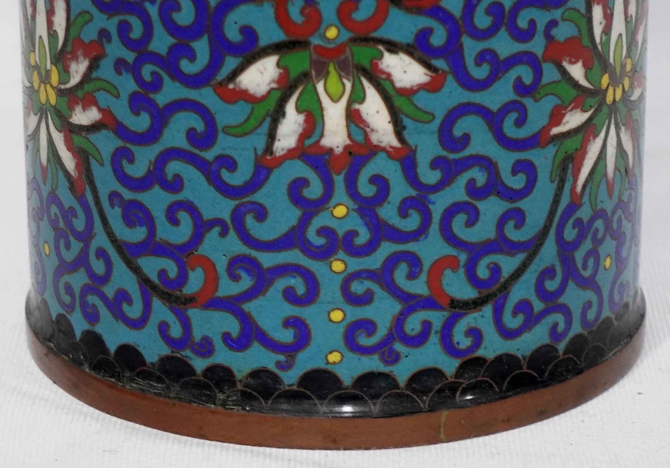 Antique Large Chinese Cloisonné Hat Vase, 19th Century In Good Condition For Sale In Norton, MA