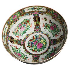 Antique Large Chinese Rose Medallion Porcelain Wash Bowl with Garden Scene 20thC