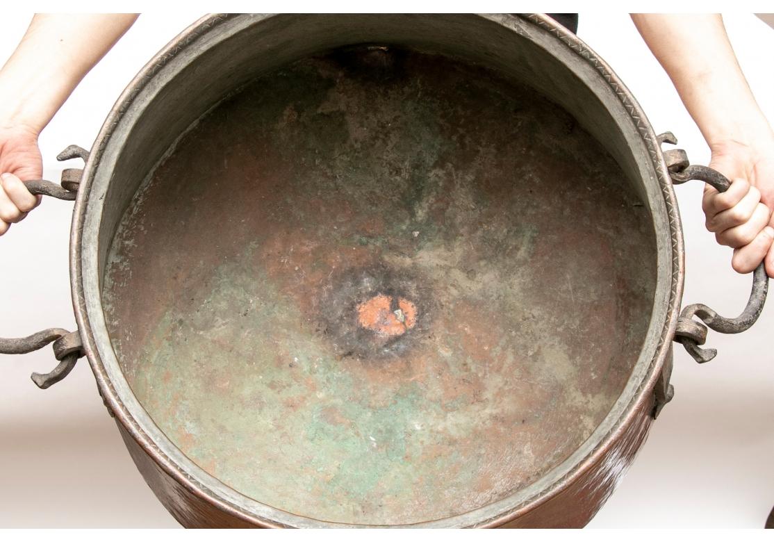 extra large cauldron