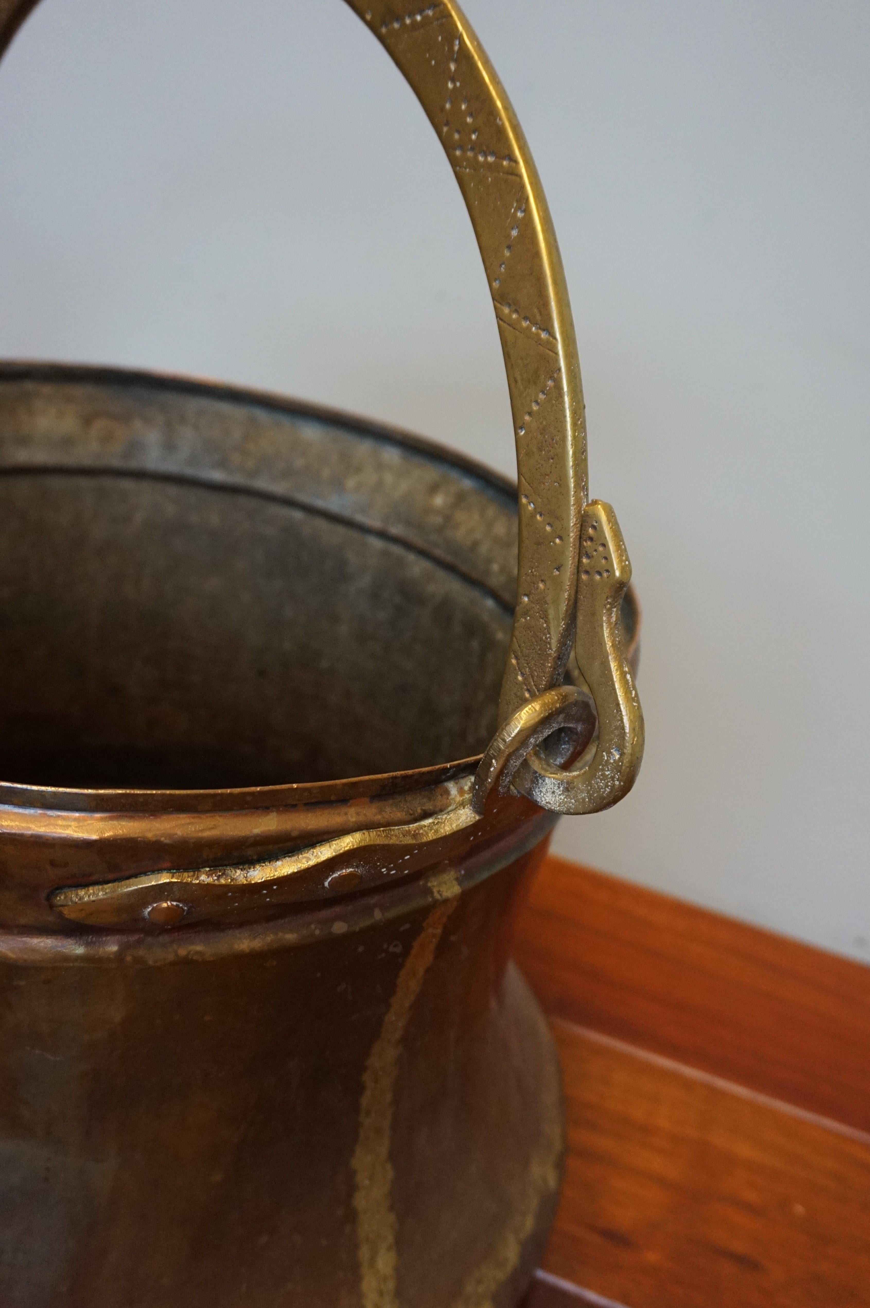 Antique, Large & Decorative Hand Hammered Copper & Cast Bronze Firewood Bucket 6