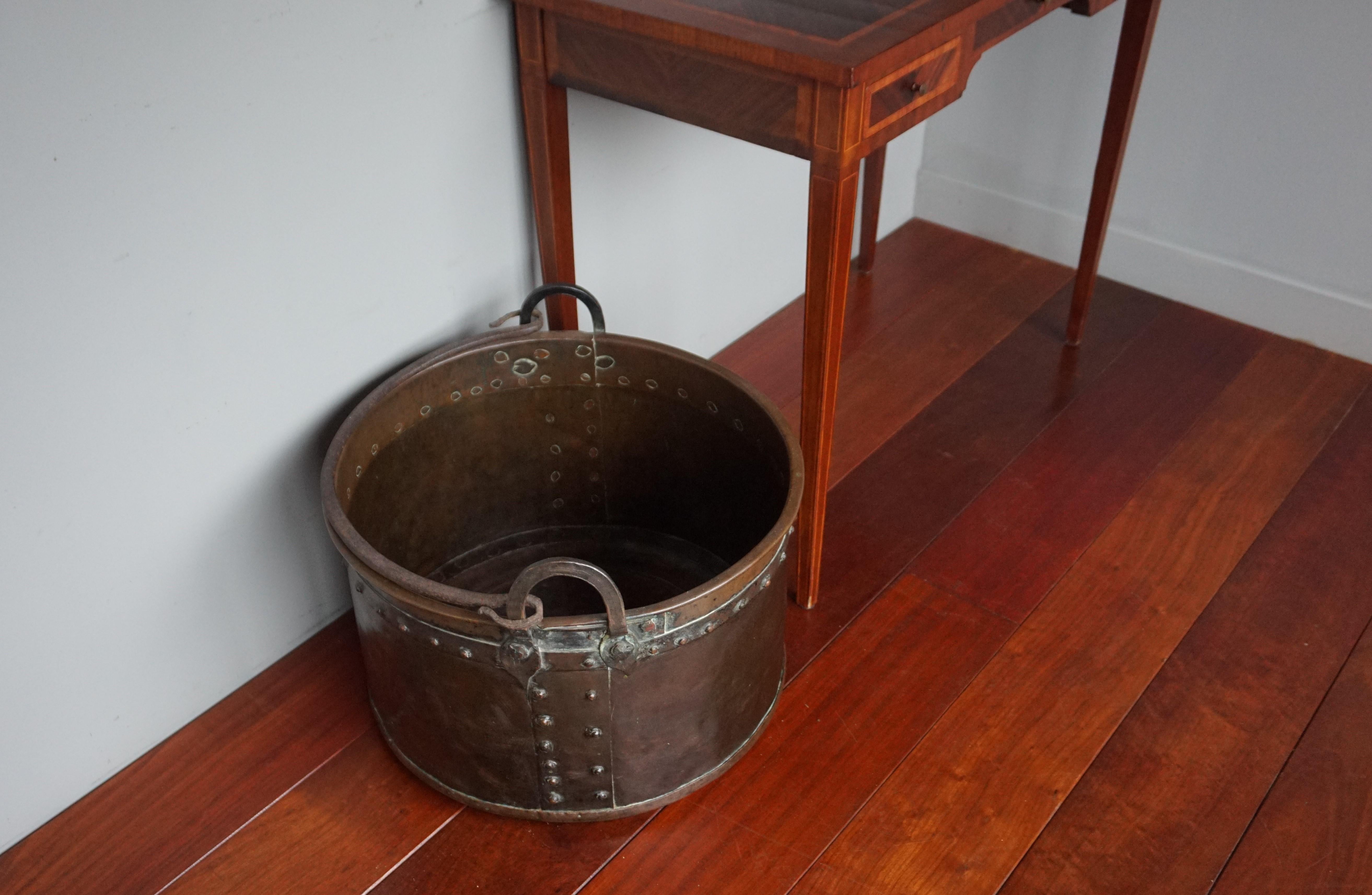 Antique, Large & Decorative Hand Hammered Copper and Forged Iron Firewood Bucket 9